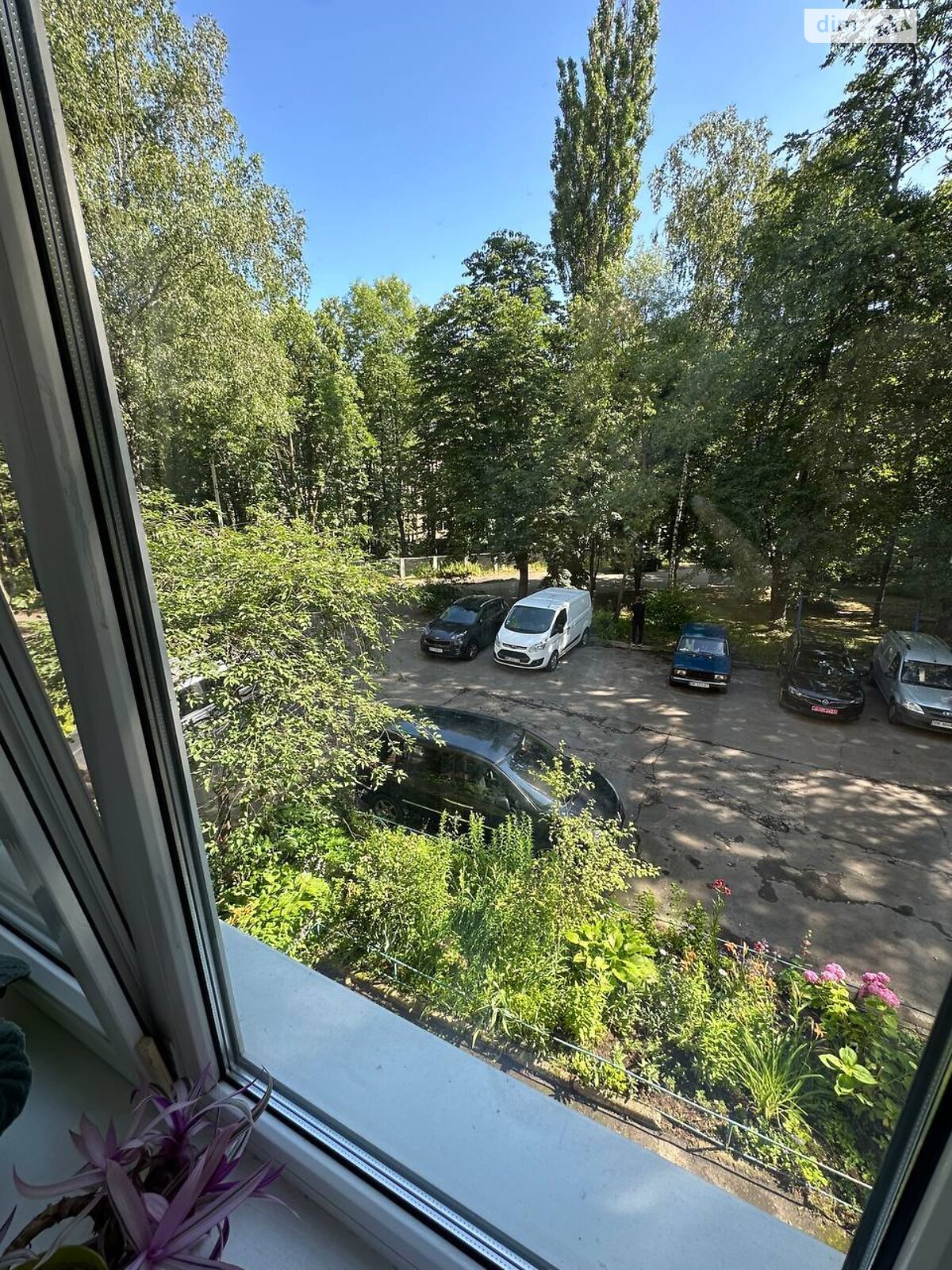 Продажа трехкомнатной квартиры в Ровно, на просп. Князя Романа 6, район Чайка фото 1 Продажа трехкомнатной квартиры в Ровно, на просп. Князя Романа 6, район Чайка фото 1