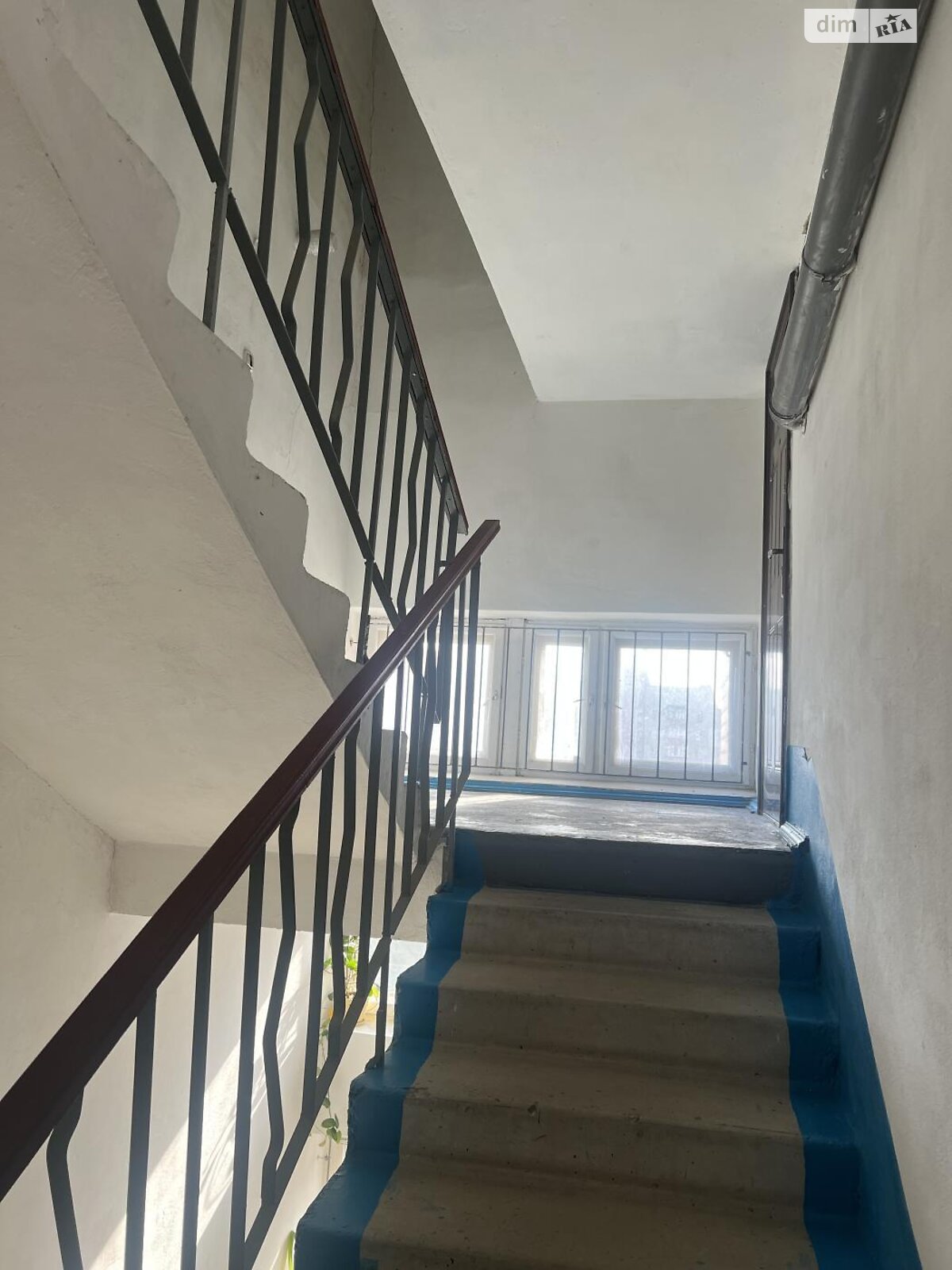 Продаж трикімнатної квартири в Рівному, на вул. Гайдамацька, район Чайка фото 1 Продаж трикімнатної квартири в Рівному, на вул. Гайдамацька, район Чайка фото 1