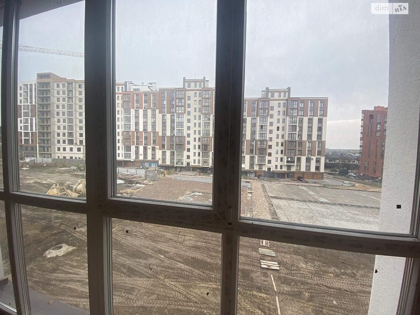 Продажа двухкомнатной квартиры в Ровно, на ул. Защитников Мариуполя, район Чайка фото 1