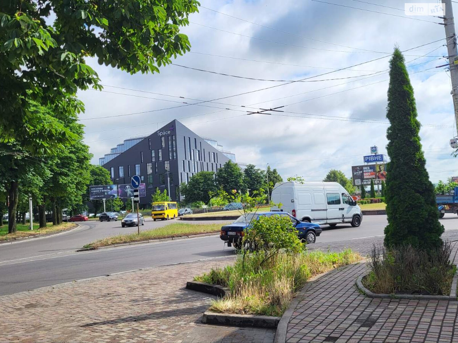 Продаж двокімнатної квартири в Рівному, на вул. Захисників Маріуполя 89, район Чайка фото 1 Продаж двокімнатної квартири в Рівному, на вул. Захисників Маріуполя 89, район Чайка фото 1