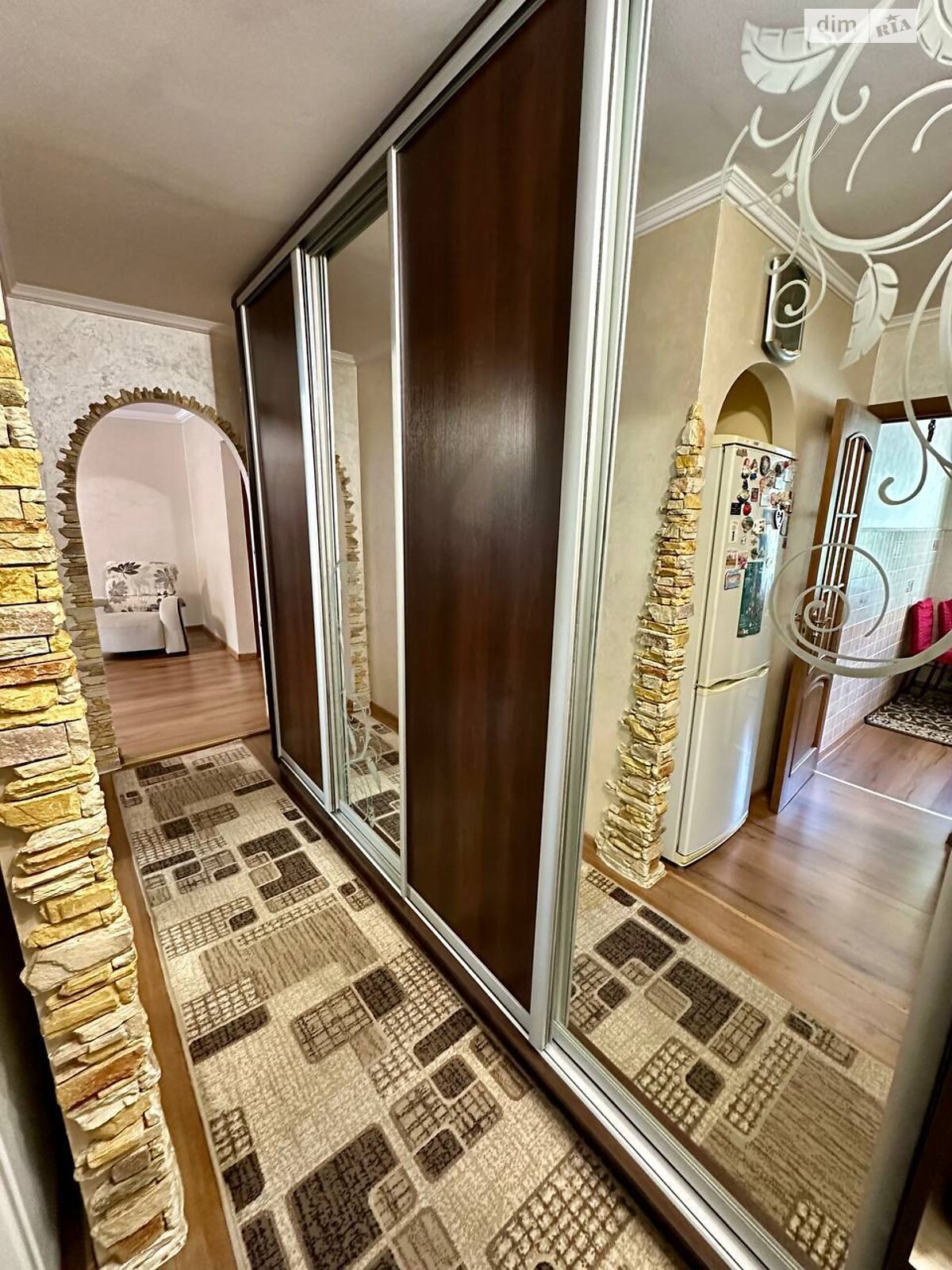 Продажа трехкомнатной квартиры в Ровно, на ул. Князя Романа 6, район Дозорцева фото 1 Продажа трехкомнатной квартиры в Ровно, на ул. Князя Романа 6, район Дозорцева фото 1