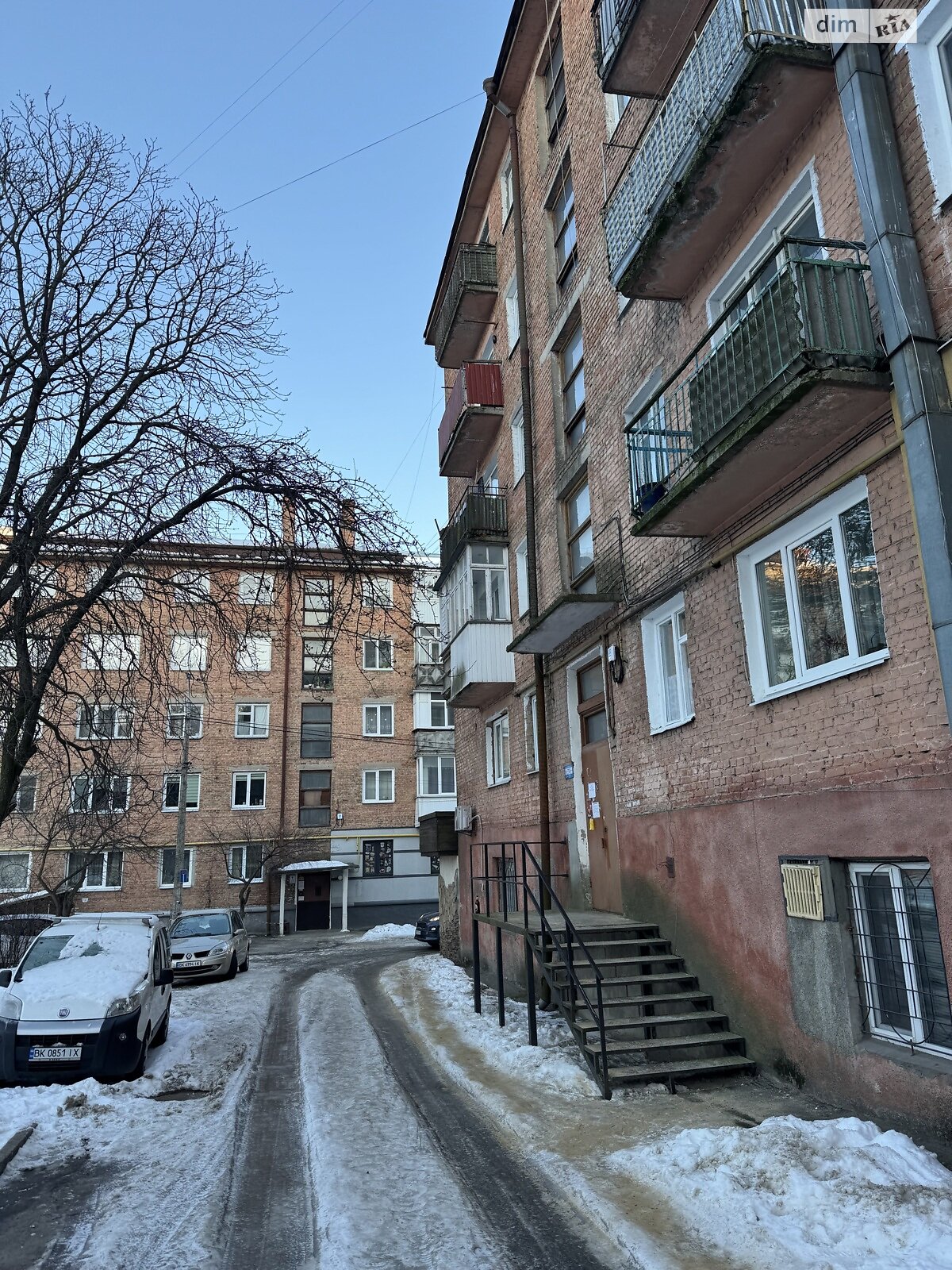 Продажа двухкомнатной квартиры в Ровно, на ул. Василия Червония 45, район Дозорцева фото 1