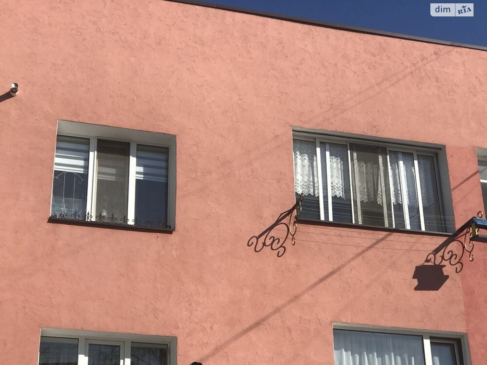Продажа трехкомнатной квартиры в Ровно, на ул. Единства, фото 1 Продажа трехкомнатной квартиры в Ровно, на ул. Единства, фото 1