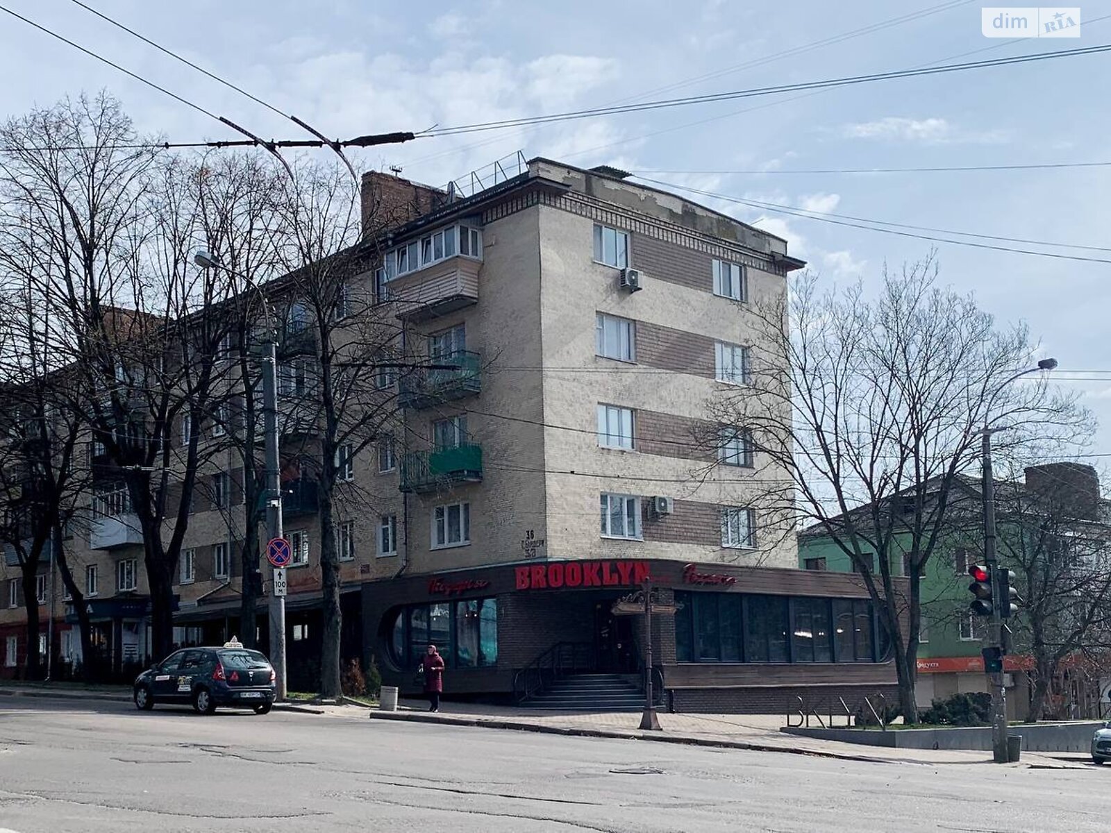 Продаж двокімнатної квартири в Рівному, на вул. Степана Бандери 36/21, район Істамбул фото 1