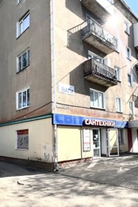 Продажа двухкомнатной квартиры в Ровно, на ул. Степана Бандеры 33А, район Истамбул фото 2