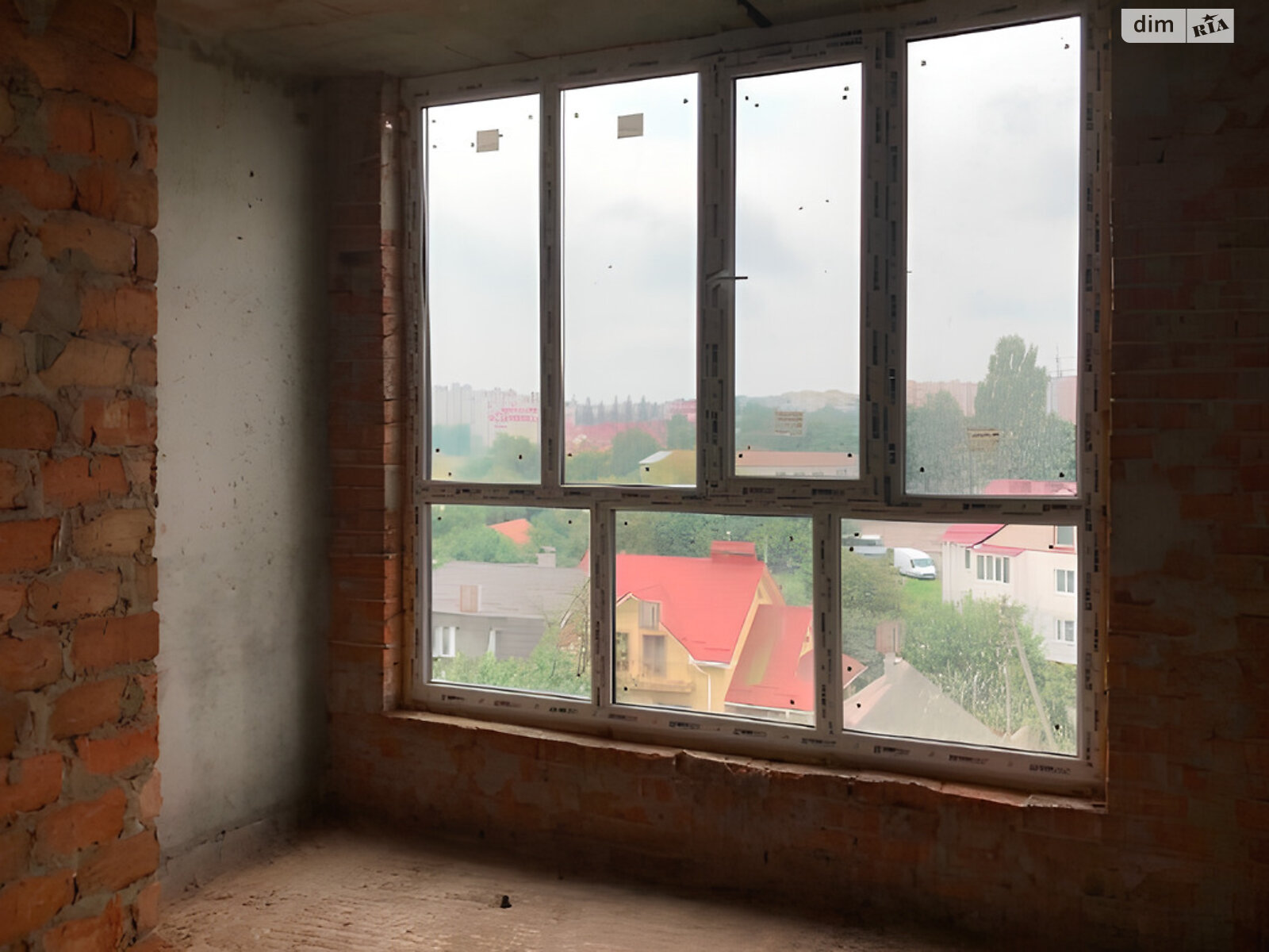 Продажа однокомнатной квартиры в Ровно, на ул. Защитников Мариуполя, район Северный фото 1