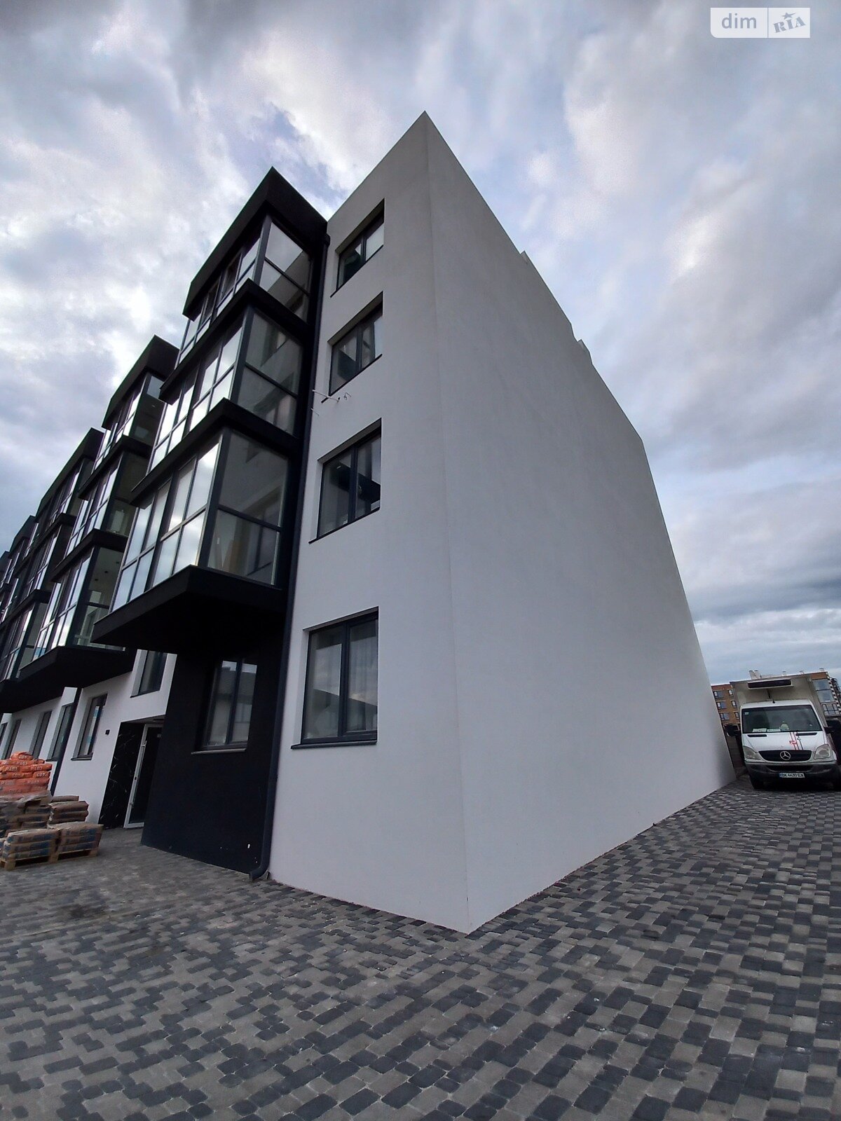 Продажа однокомнатной квартиры в Ровно, на мас. Чаривный 11, район Ленокомбинат фото 1 Продажа однокомнатной квартиры в Ровно, на мас. Чаривный 11, район Ленокомбинат фото 1