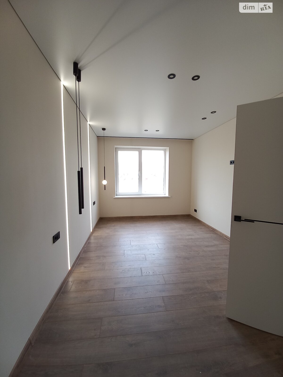 Продажа однокомнатной квартиры в Ровно, на мас. Чаривный 11, район Ленокомбинат фото 1 Продажа однокомнатной квартиры в Ровно, на мас. Чаривный 11, район Ленокомбинат фото 1