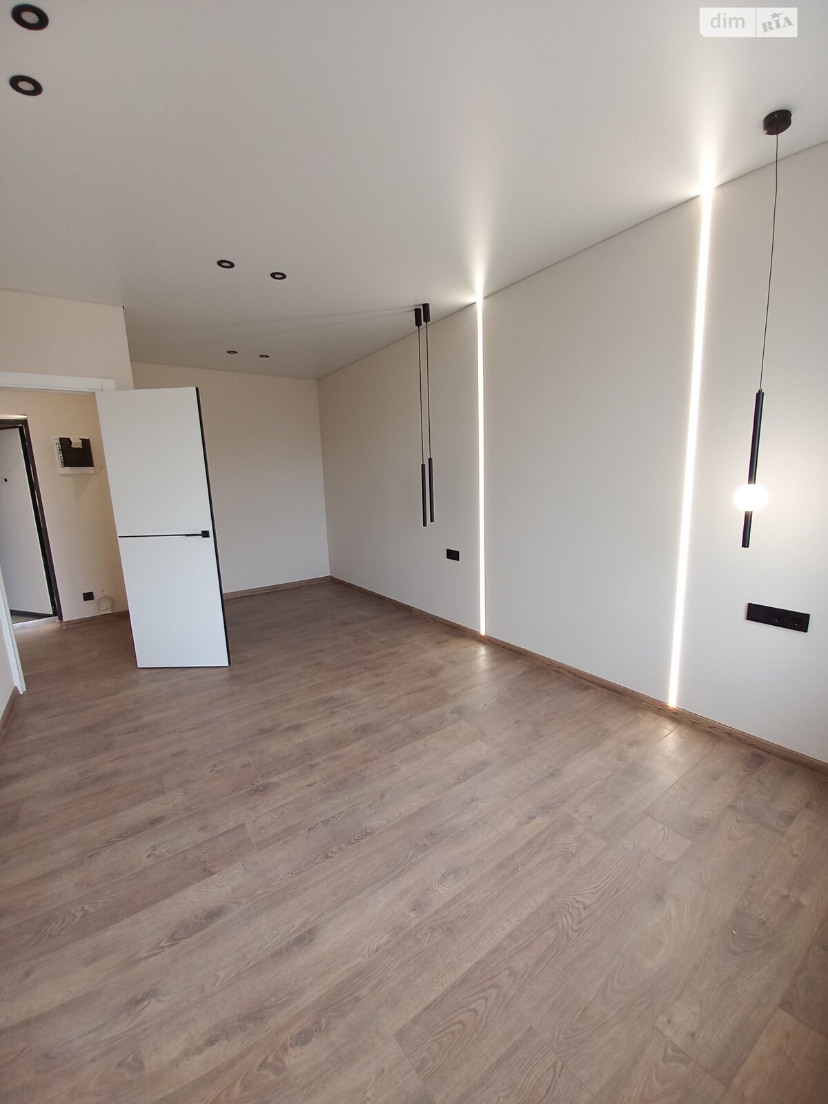 Продажа однокомнатной квартиры в Ровно, на мас. Чаривный 11, район Ленокомбинат фото 1 Продажа однокомнатной квартиры в Ровно, на мас. Чаривный 11, район Ленокомбинат фото 1