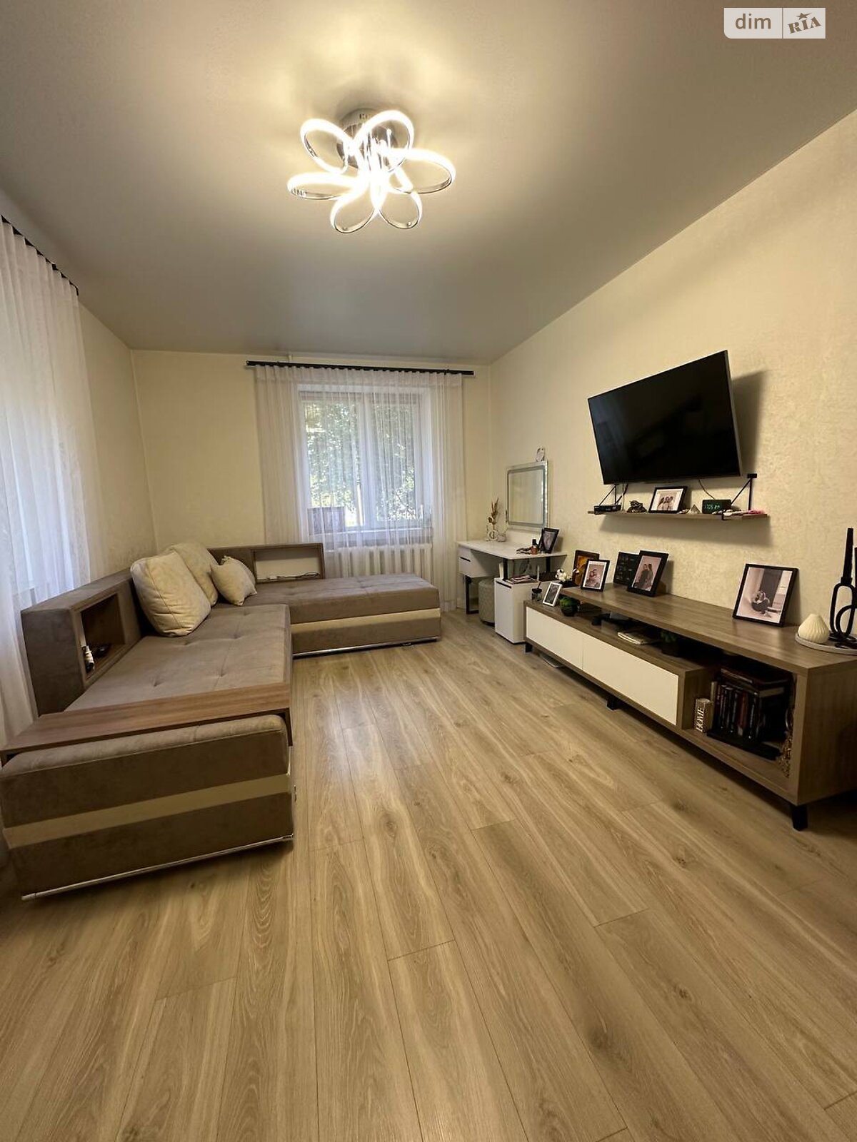 Продажа двухкомнатной квартиры в Ровно, на ул. Фабричная, район Ленокомбинат фото 1 Продажа двухкомнатной квартиры в Ровно, на ул. Фабричная, район Ленокомбинат фото 1