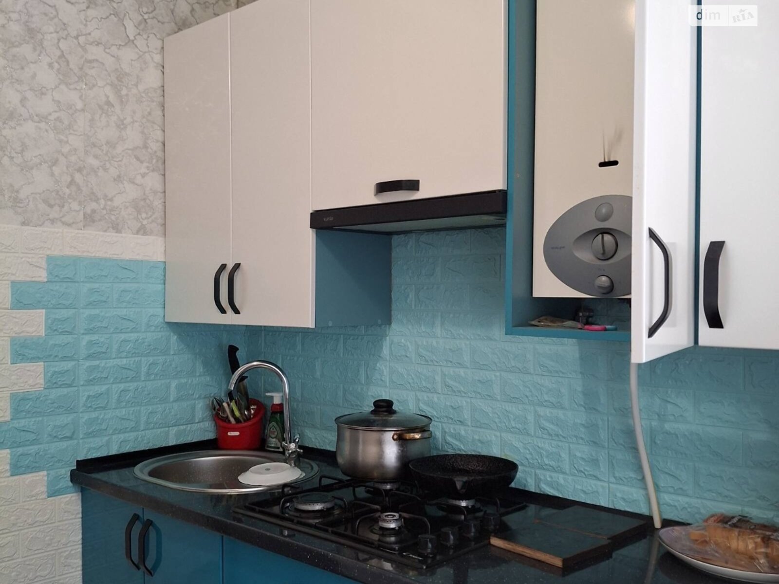 Продаж трикімнатної квартири в Рівному, на вул. Льонокомбінатівська 11, район Льонокомбінат фото 1 Продаж трикімнатної квартири в Рівному, на вул. Льонокомбінатівська 11, район Льонокомбінат фото 1