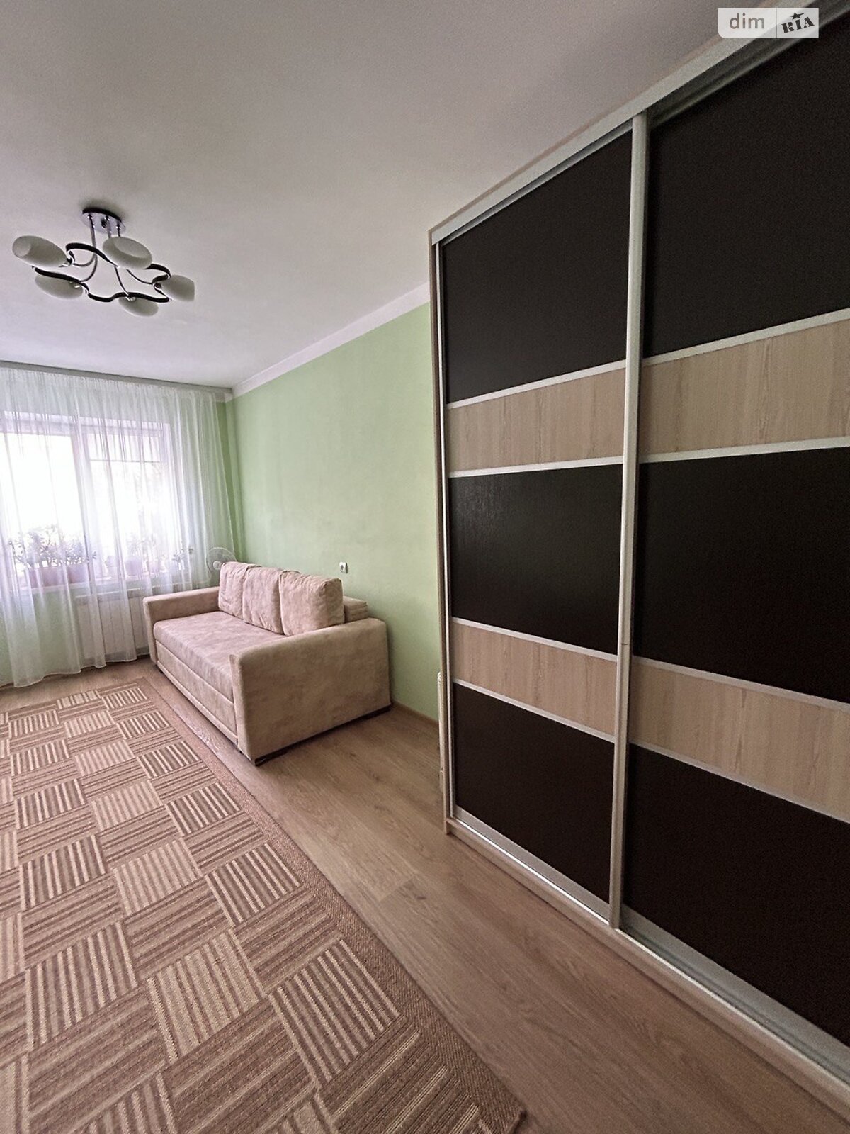 Продажа трехкомнатной квартиры в Ровно, на ул. Млыновская 39, фото 1