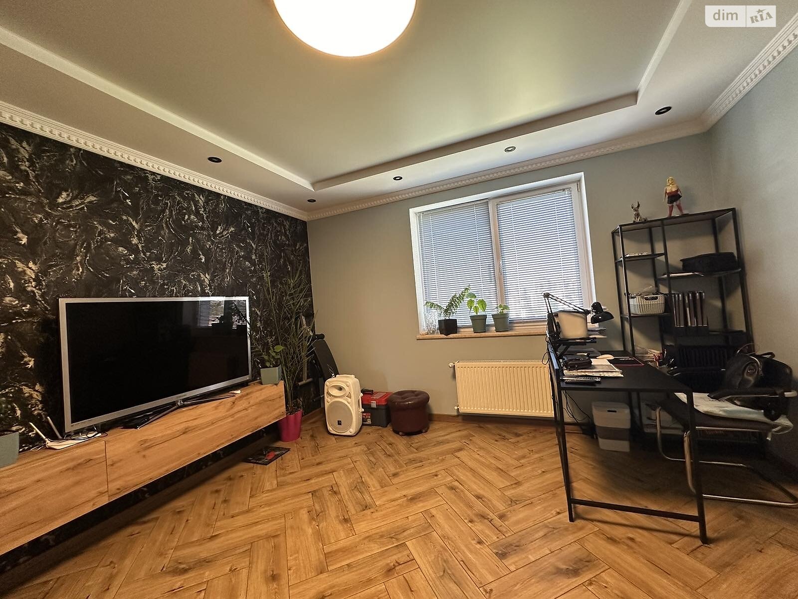 Продажа двухкомнатной квартиры в Ровно, на ул. Мельника Андрея 30, фото 1