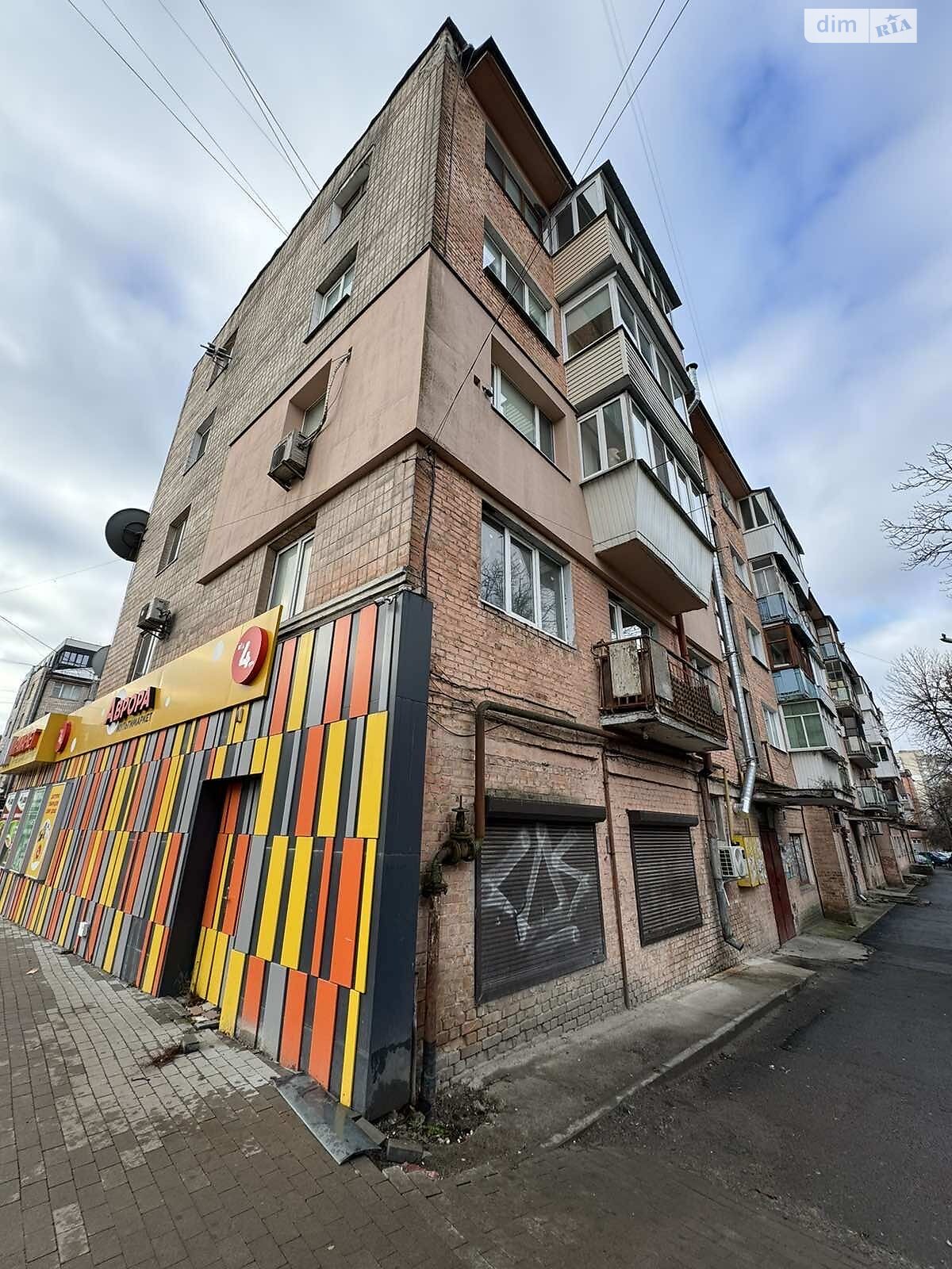 Продаж двокімнатної квартири в Рівному, на просп. Миру 16, фото 1 Продаж двокімнатної квартири в Рівному, на просп. Миру 16, фото 1