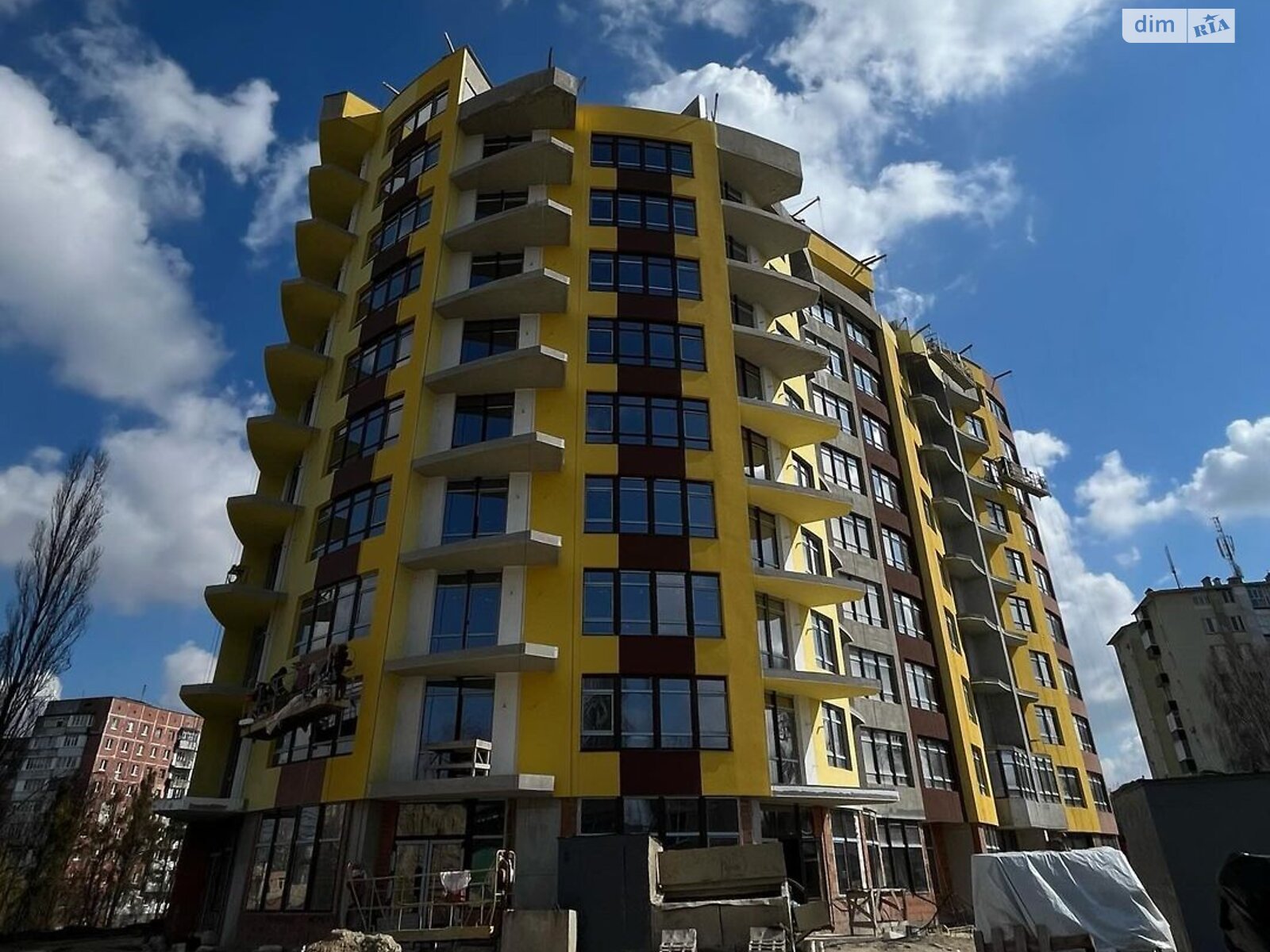Продажа трехкомнатной квартиры в Ровно, на ул. Галицкого Данилы 16, район Видинская фото 1