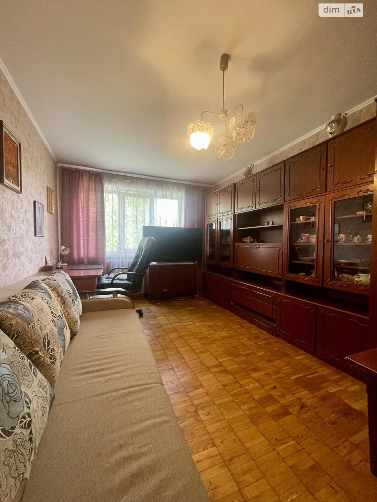 Продаж двокімнатної квартири в Рівному, на вул. Відінська, район Мототрек фото 1 Продаж двокімнатної квартири в Рівному, на вул. Відінська, район Мототрек фото 1