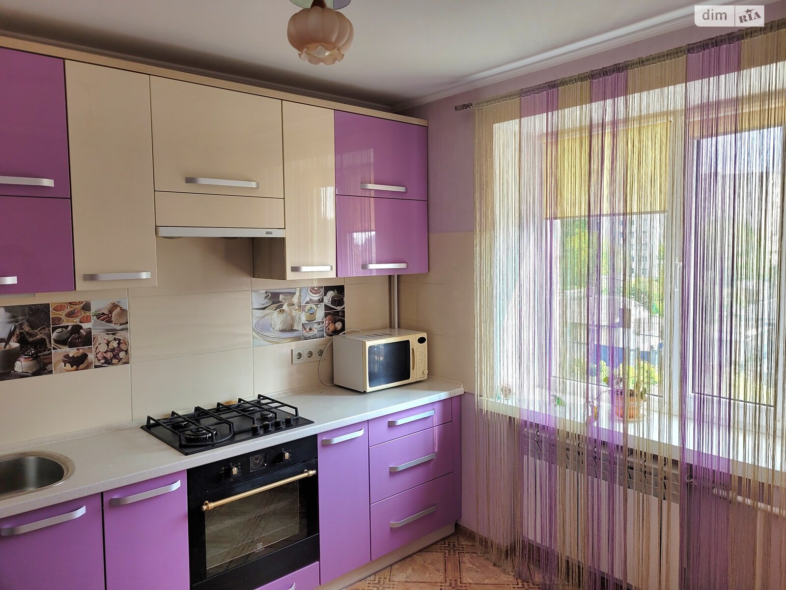 Продаж двокімнатної квартири в Рівному, на вул. Миколи Карнаухова 11, фото 1 Продаж двокімнатної квартири в Рівному, на вул. Миколи Карнаухова 11, фото 1