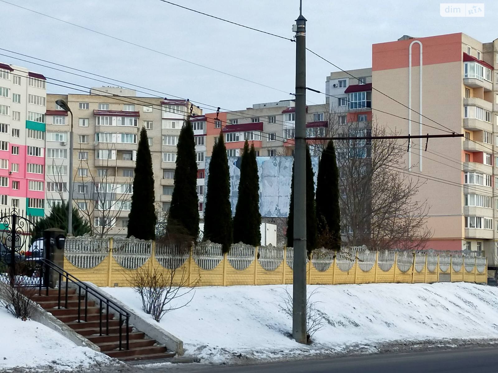 Продаж двокімнатної квартири в Рівному, на вул. Соборна 283, район Ювілейний фото 1 Продаж двокімнатної квартири в Рівному, на вул. Соборна 283, район Ювілейний фото 1