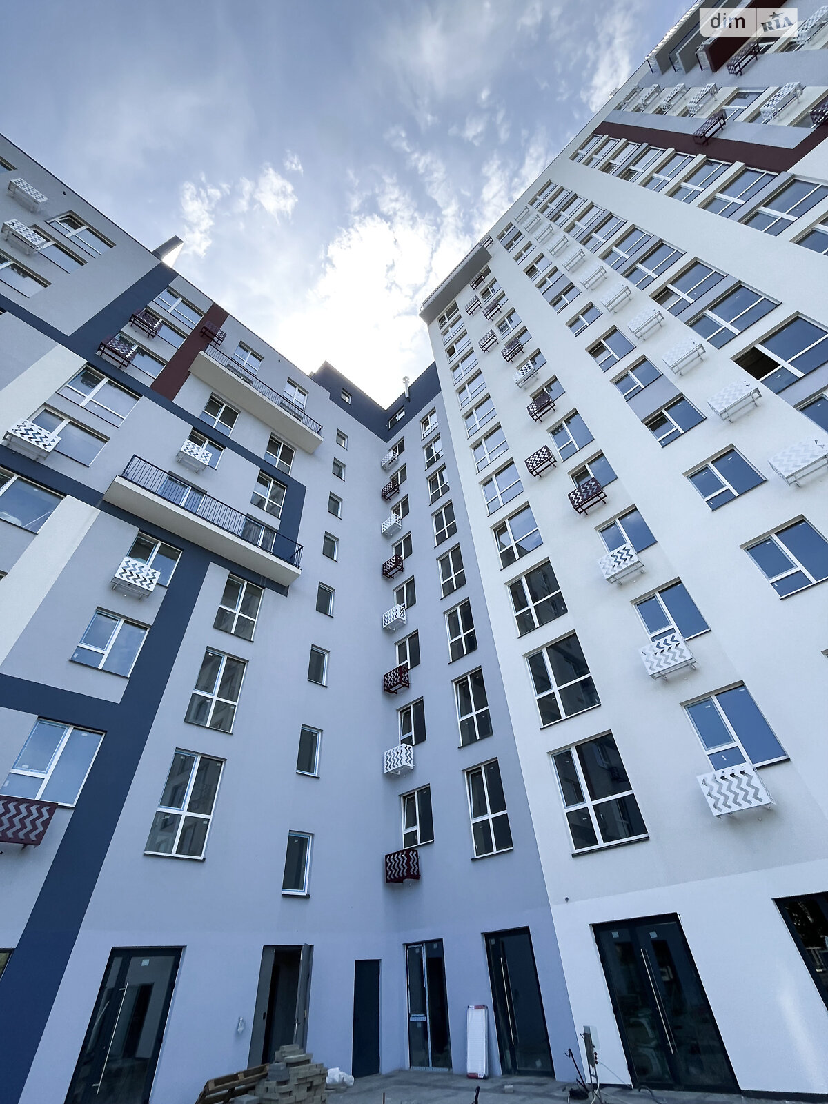 Продаж однокімнатної квартири в Рівному, на вул. Біла, район Пивзавод фото 1 Продаж однокімнатної квартири в Рівному, на вул. Біла, район Пивзавод фото 1