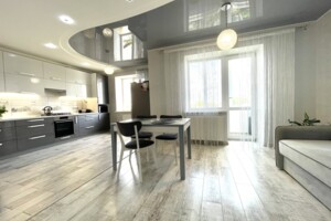 Продажа трехкомнатной квартиры в Ровно, на ул. Дворецкая 46, район Пивзавод фото 2 Продажа трехкомнатной квартиры в Ровно, на ул. Дворецкая 46, район Пивзавод фото 2