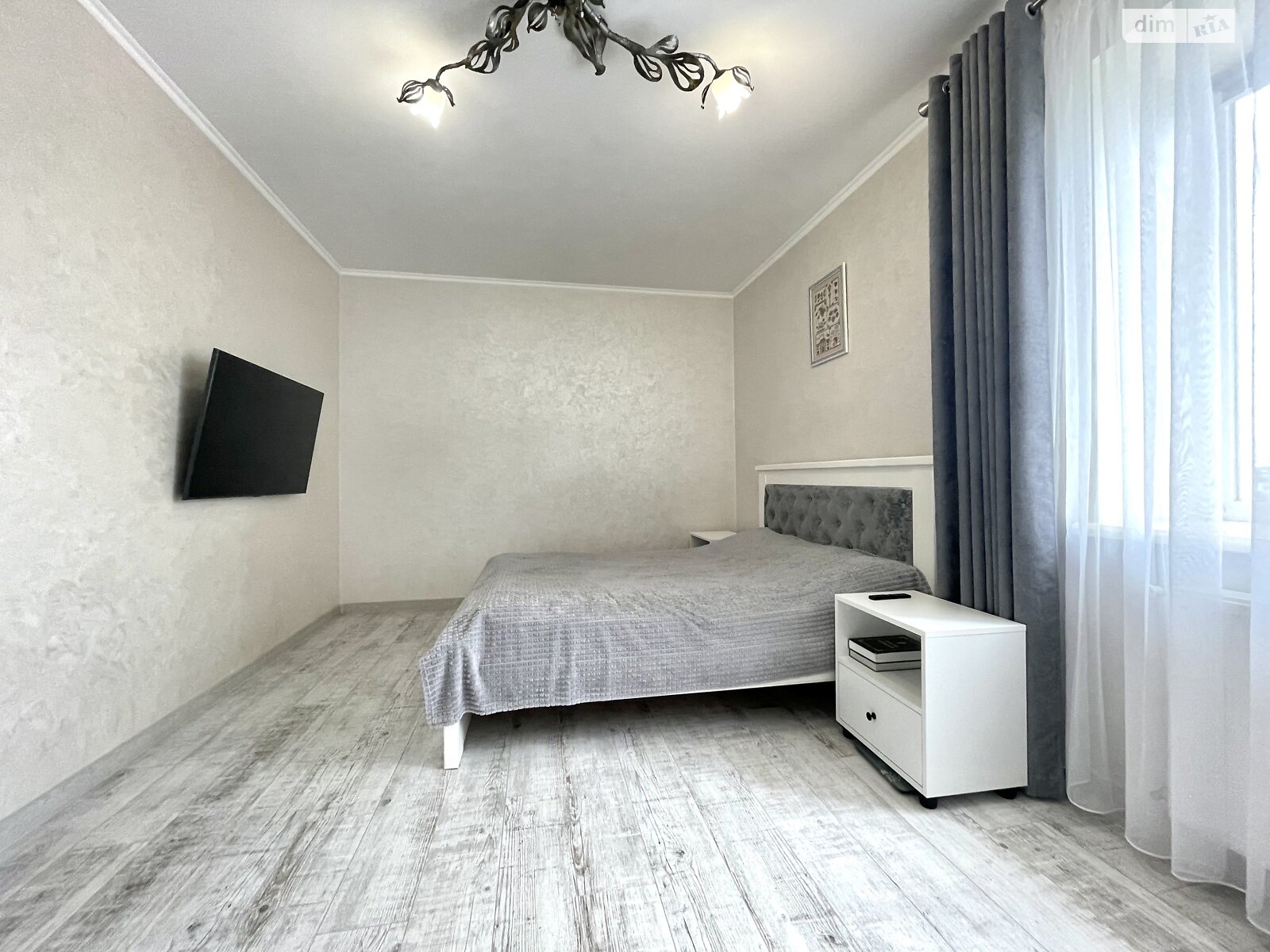 Продажа трехкомнатной квартиры в Ровно, на ул. Дворецкая 46, район Пивзавод фото 1 Продажа трехкомнатной квартиры в Ровно, на ул. Дворецкая 46, район Пивзавод фото 1