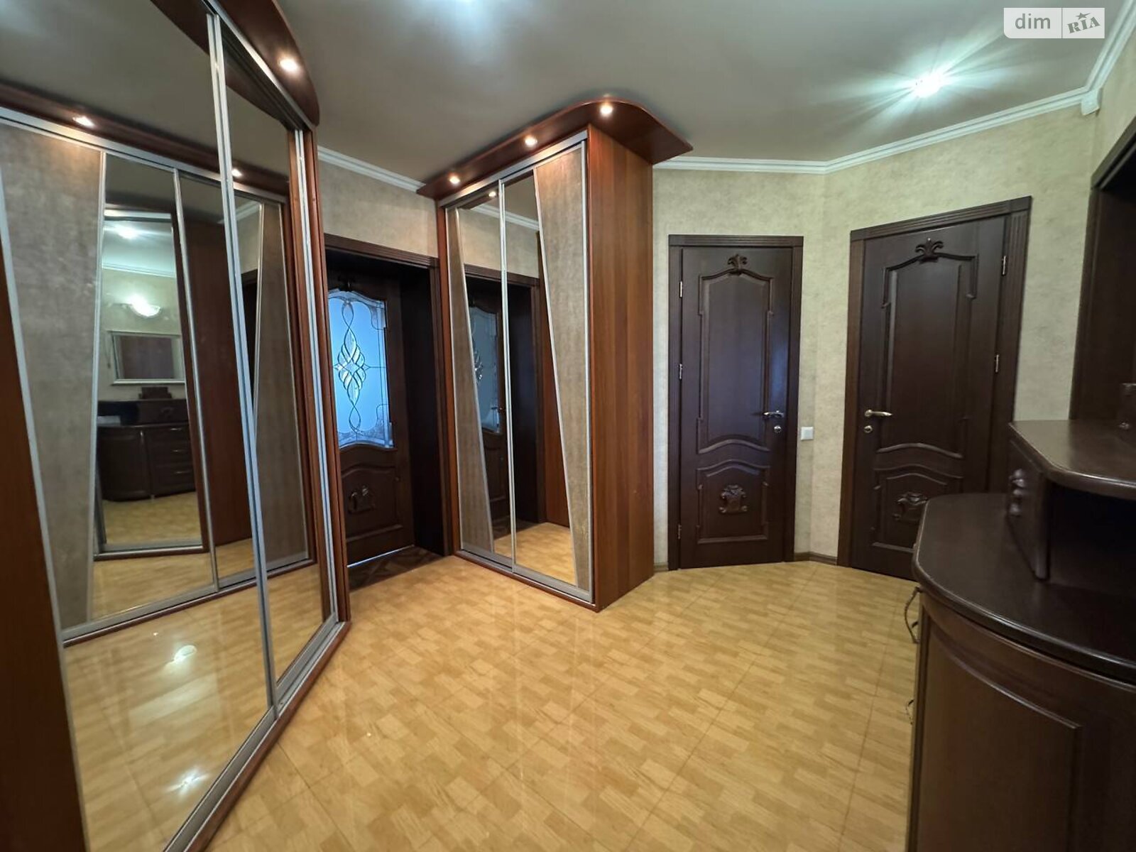 Продажа двухкомнатной квартиры в Ровно, на ул. Дворецкая 48, район Пивзавод фото 1 Продажа двухкомнатной квартиры в Ровно, на ул. Дворецкая 48, район Пивзавод фото 1