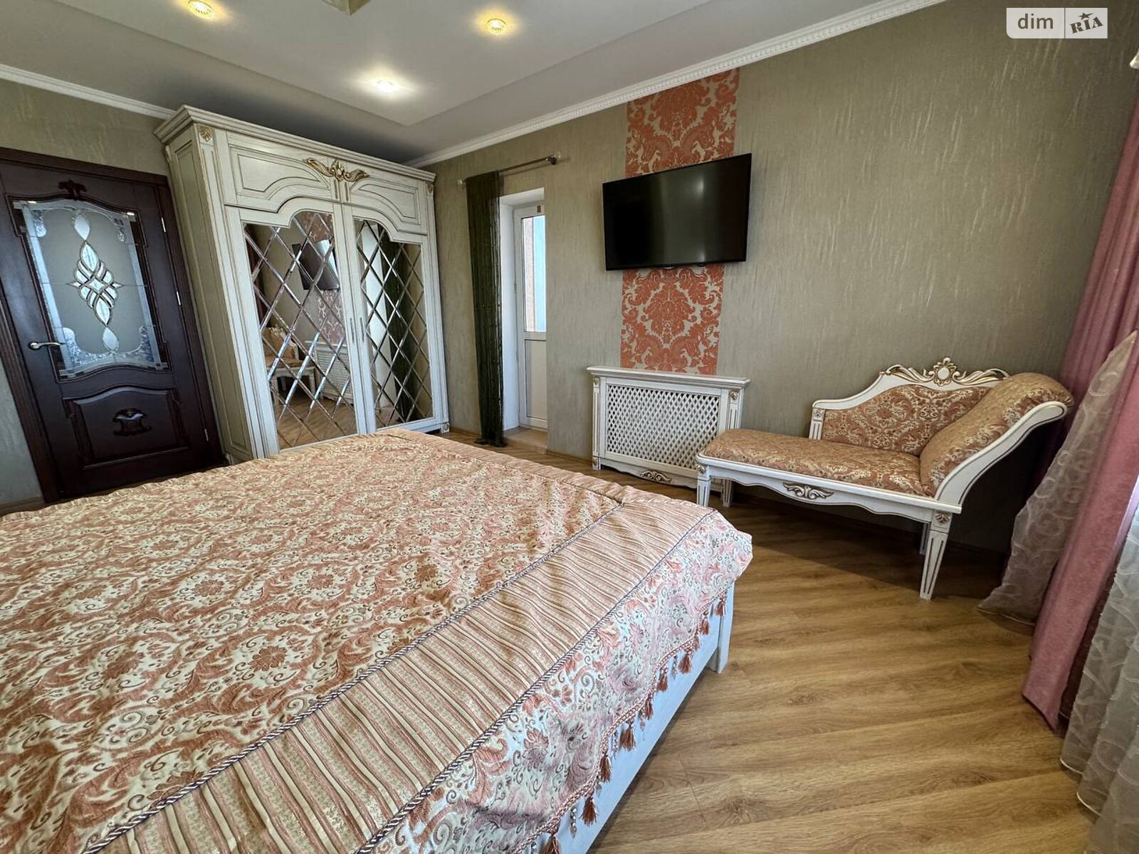 Продажа двухкомнатной квартиры в Ровно, на ул. Дворецкая 48, район Пивзавод фото 1 Продажа двухкомнатной квартиры в Ровно, на ул. Дворецкая 48, район Пивзавод фото 1