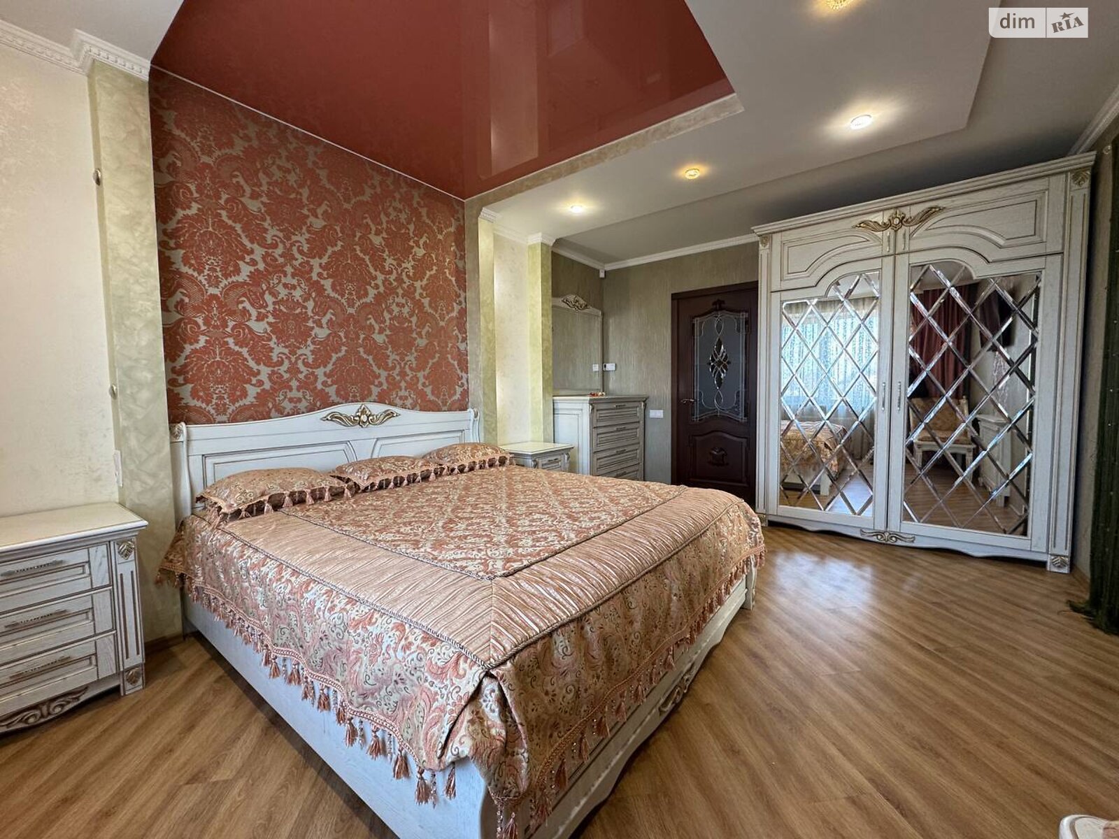 Продажа двухкомнатной квартиры в Ровно, на ул. Дворецкая 48, район Пивзавод фото 1 Продажа двухкомнатной квартиры в Ровно, на ул. Дворецкая 48, район Пивзавод фото 1