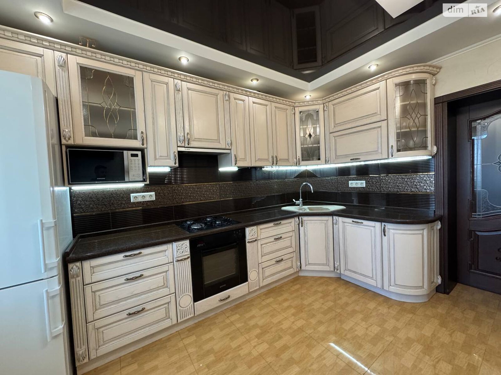 Продажа двухкомнатной квартиры в Ровно, на ул. Дворецкая 48, район Пивзавод фото 1 Продажа двухкомнатной квартиры в Ровно, на ул. Дворецкая 48, район Пивзавод фото 1