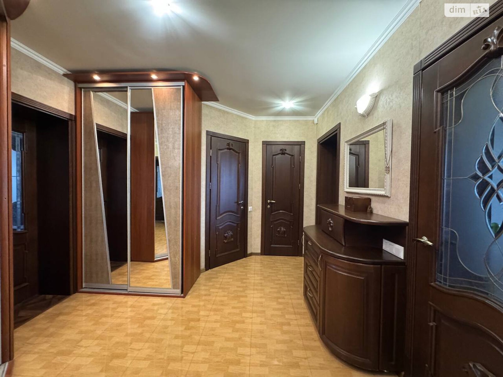 Продажа двухкомнатной квартиры в Ровно, на ул. Дворецкая 48, район Пивзавод фото 1 Продажа двухкомнатной квартиры в Ровно, на ул. Дворецкая 48, район Пивзавод фото 1