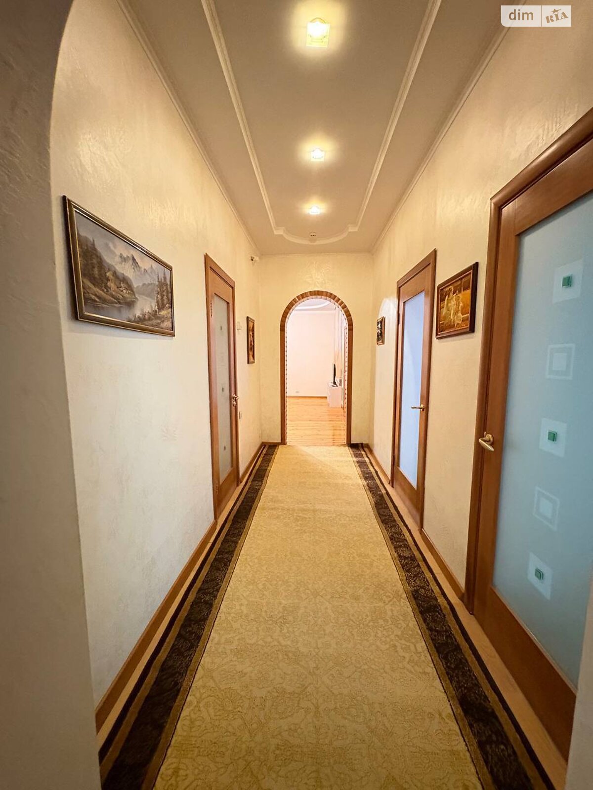 Продажа трехкомнатной квартиры в Ровно, на ул. Петра Могилы 28, район Пивзавод фото 1 Продажа трехкомнатной квартиры в Ровно, на ул. Петра Могилы 28, район Пивзавод фото 1