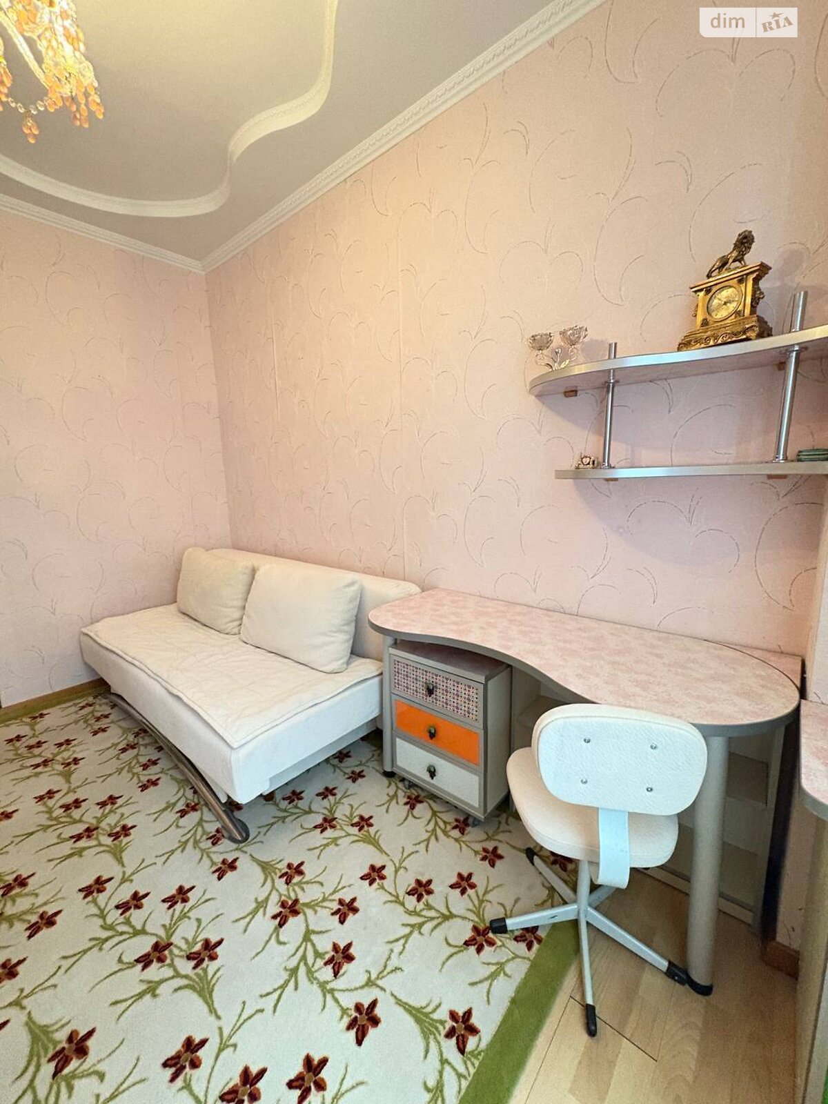 Продажа трехкомнатной квартиры в Ровно, на ул. Петра Могилы 28, район Пивзавод фото 1 Продажа трехкомнатной квартиры в Ровно, на ул. Петра Могилы 28, район Пивзавод фото 1