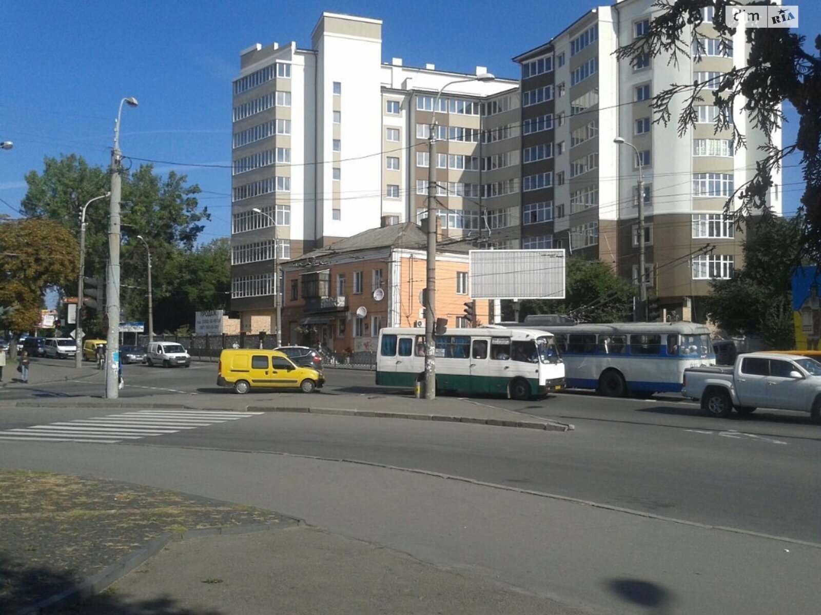 Продажа двухкомнатной квартиры в Ровно, на ул. Соборная 348, кв. 101, район Пивзавод фото 1