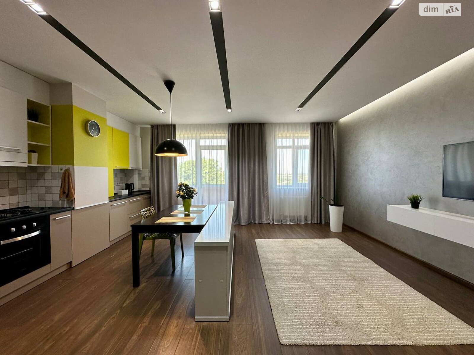 Продажа трехкомнатной квартиры в Ровно, на ул. Соборная 348В, район Пивзавод фото 1 Продажа трехкомнатной квартиры в Ровно, на ул. Соборная 348В, район Пивзавод фото 1