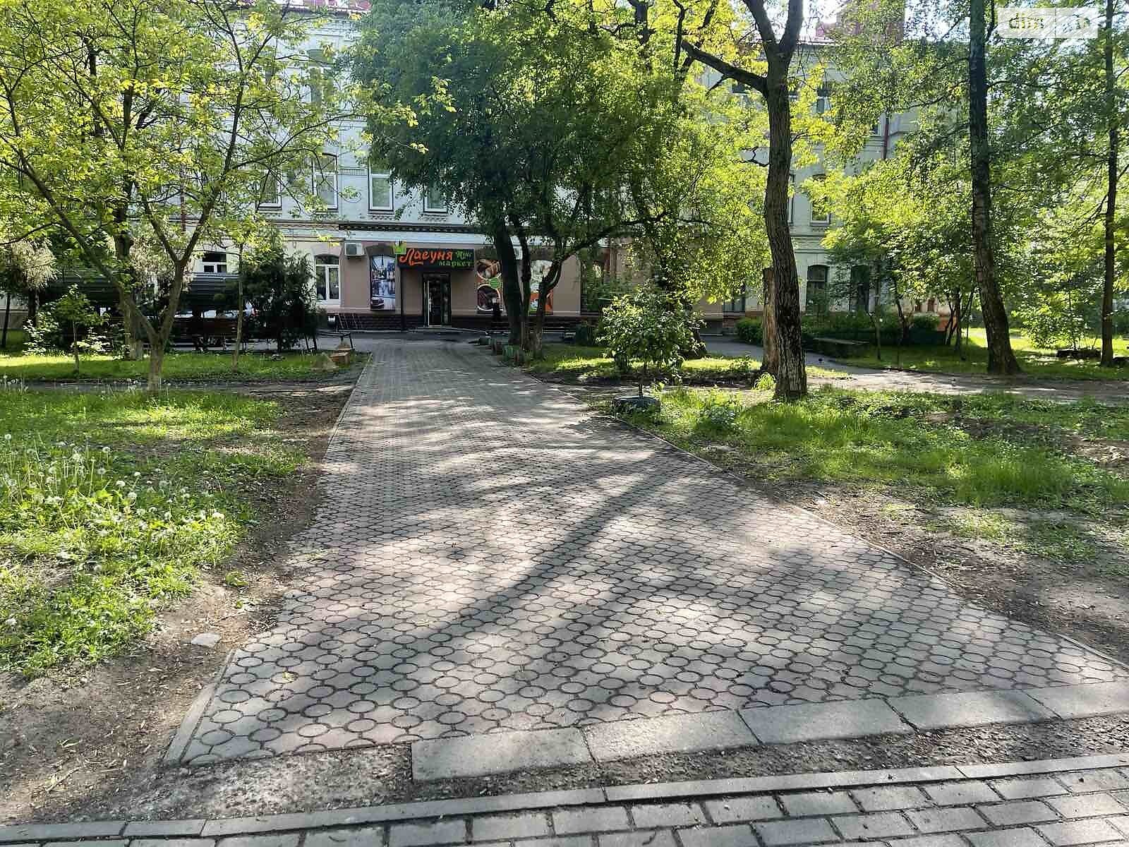 Продаж двокімнатної квартири в Рівному, на вул. Соборна 68, район Пивзавод фото 1 Продаж двокімнатної квартири в Рівному, на вул. Соборна 68, район Пивзавод фото 1