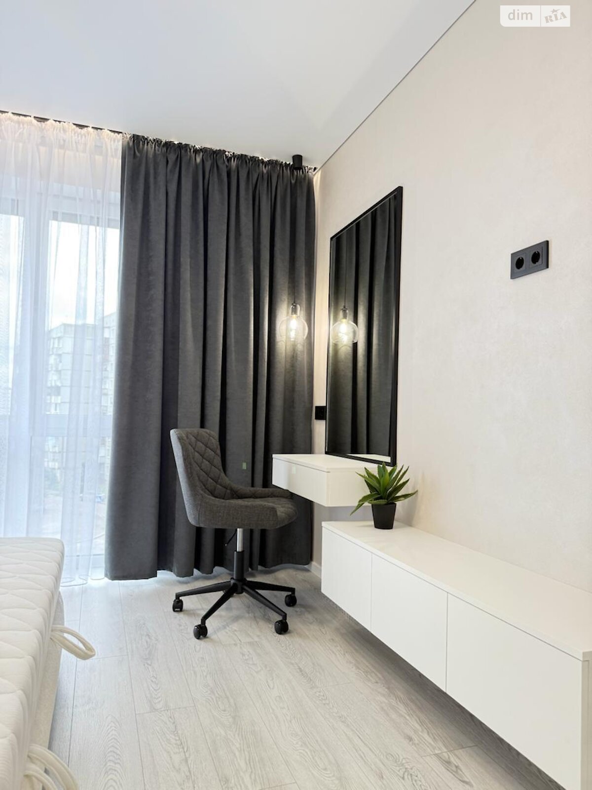 Продажа однокомнатной квартиры в Ровно, на ул. Елены Телиги 20, район Пивзавод фото 1 Продажа однокомнатной квартиры в Ровно, на ул. Елены Телиги 20, район Пивзавод фото 1