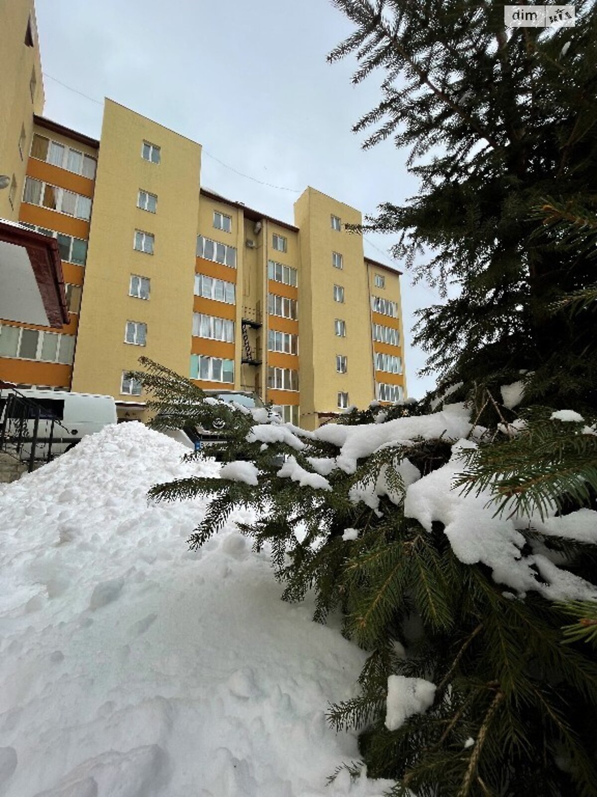 Продажа трехкомнатной квартиры в Ровно, на ул. Ясная 7, район Пивзавод фото 1