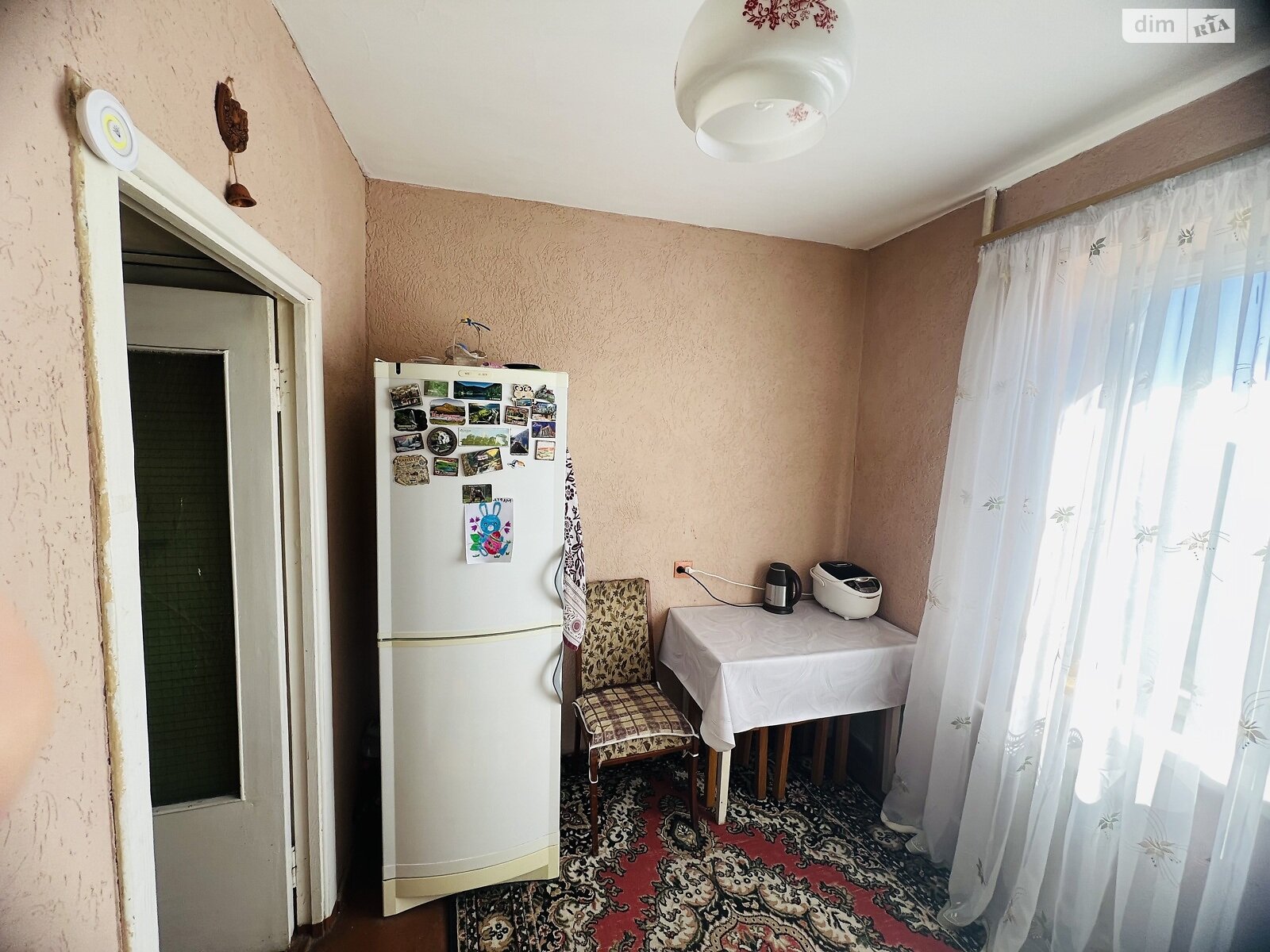 Продажа однокомнатной квартиры в Ровно, на ул. Грушевского Академика 38, район Политон фото 1 Продажа однокомнатной квартиры в Ровно, на ул. Грушевского Академика 38, район Политон фото 1