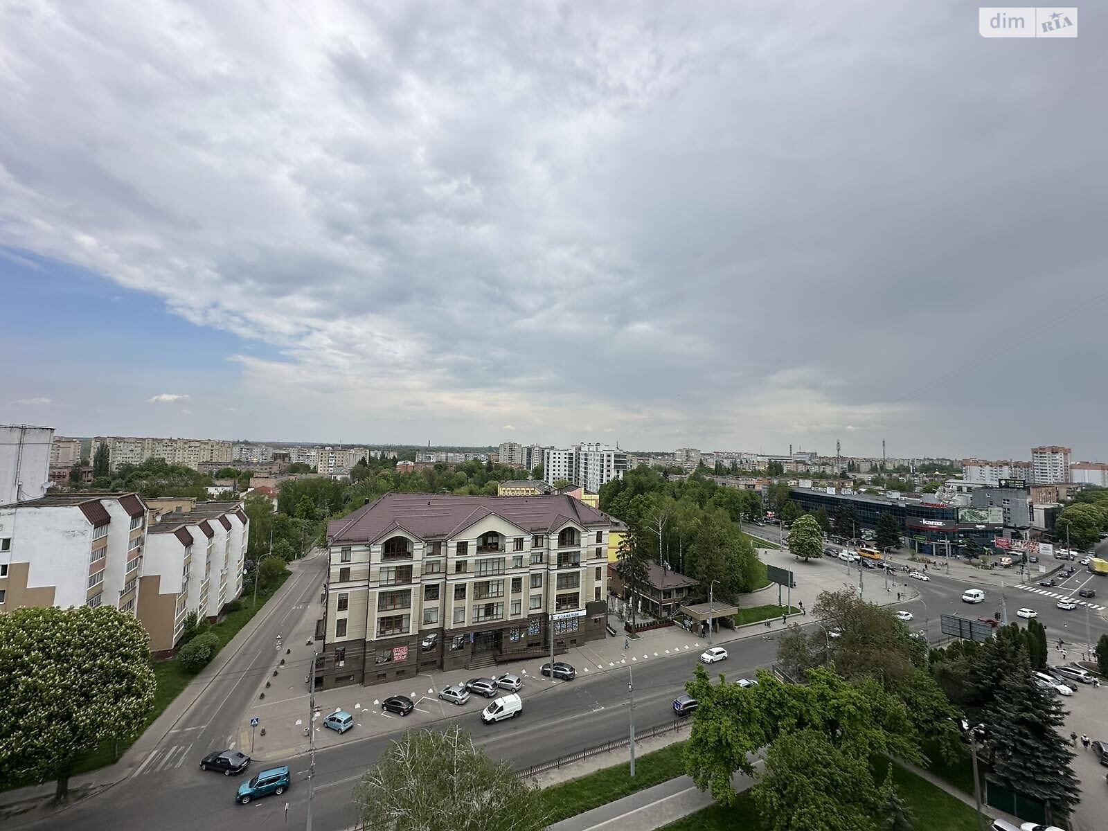 Продажа двухкомнатной квартиры в Ровно, на ул. Киевская 17, район Политон фото 1 Продажа двухкомнатной квартиры в Ровно, на ул. Киевская 17, район Политон фото 1