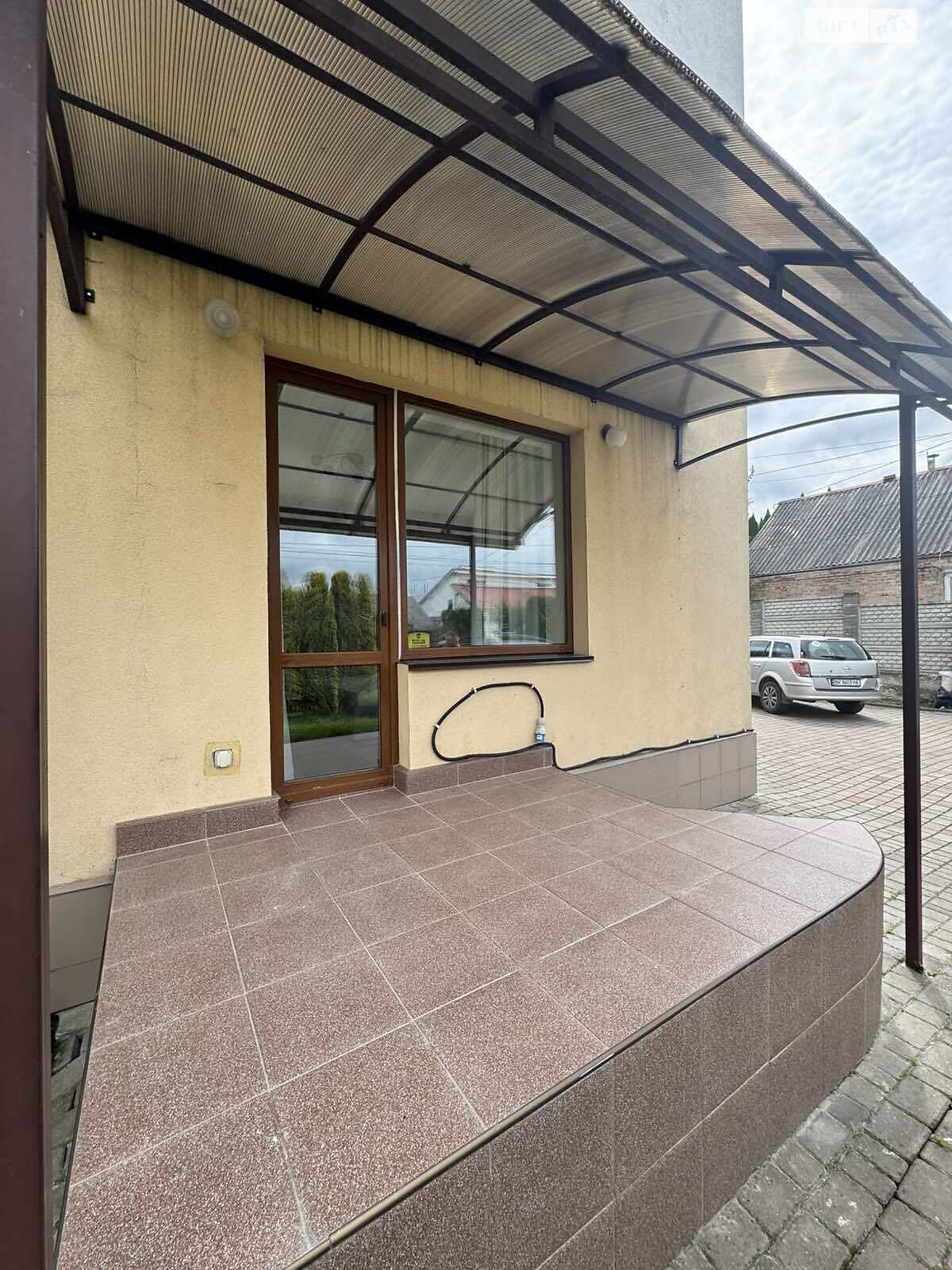 Продажа однокомнатной квартиры в Ровно, на ул. Поповича 23, фото 1 Продажа однокомнатной квартиры в Ровно, на ул. Поповича 23, фото 1