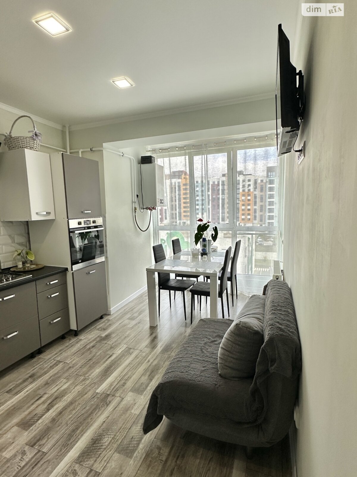 Продаж однокімнатної квартири в Рівному, на вул. Чорновола В'ячеслава 91П, район Щасливе фото 1