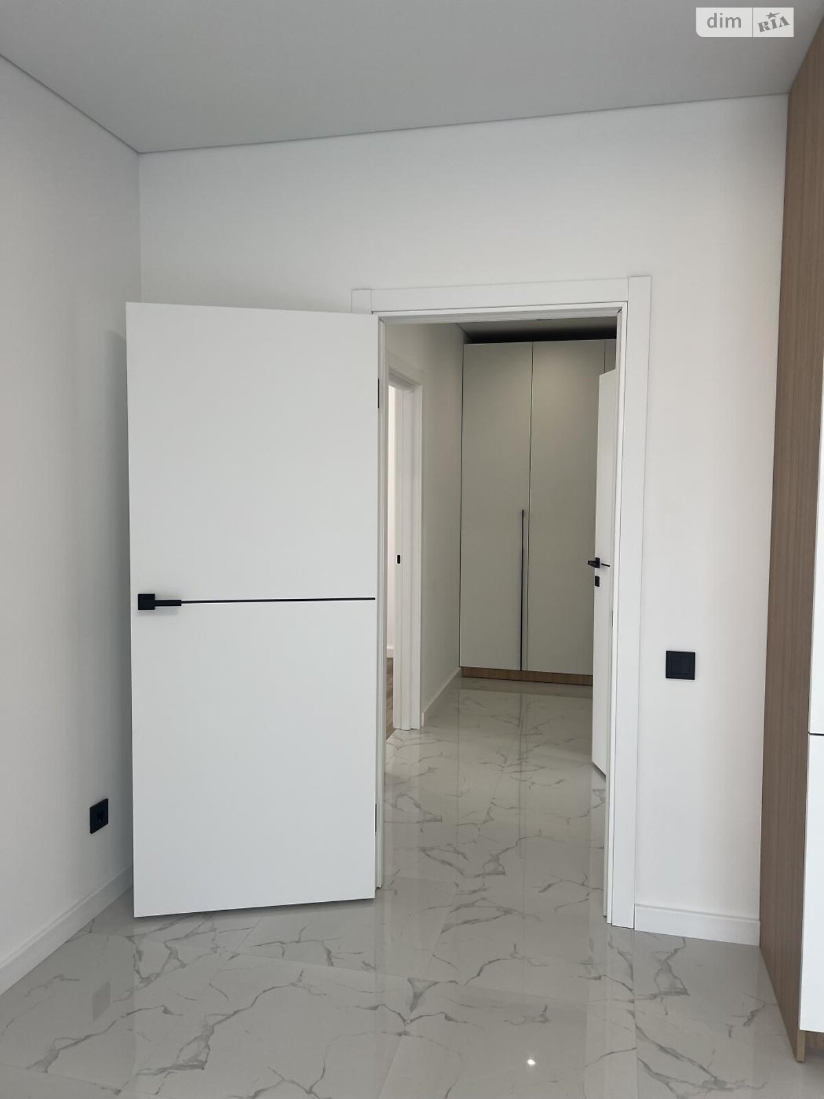 Продажа двухкомнатной квартиры в Ровно, на ул. Николая Боголюбова, район Счастливое фото 1 Продажа двухкомнатной квартиры в Ровно, на ул. Николая Боголюбова, район Счастливое фото 1