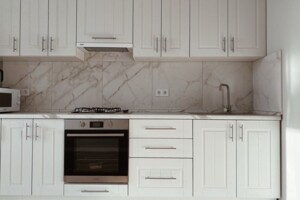 Продажа двухкомнатной квартиры в Ровно, на ул. Николая Боголюбова, район Счастливое фото 2