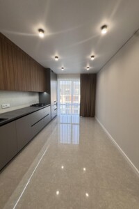 Продаж двокімнатної квартири в Рівному, на вул. Миколи Боголюбова, район Щасливе фото 2
