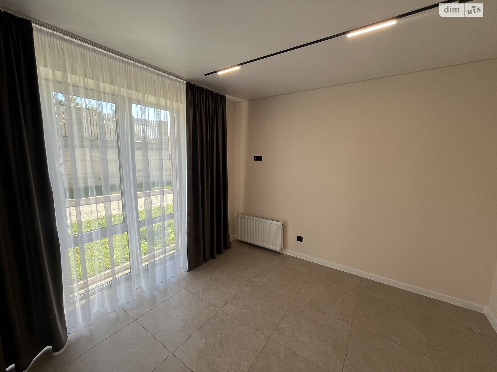 Продажа двухкомнатной квартиры в Ровно, на ул. Николая Боголюбова 1И, район Счастливое фото 1