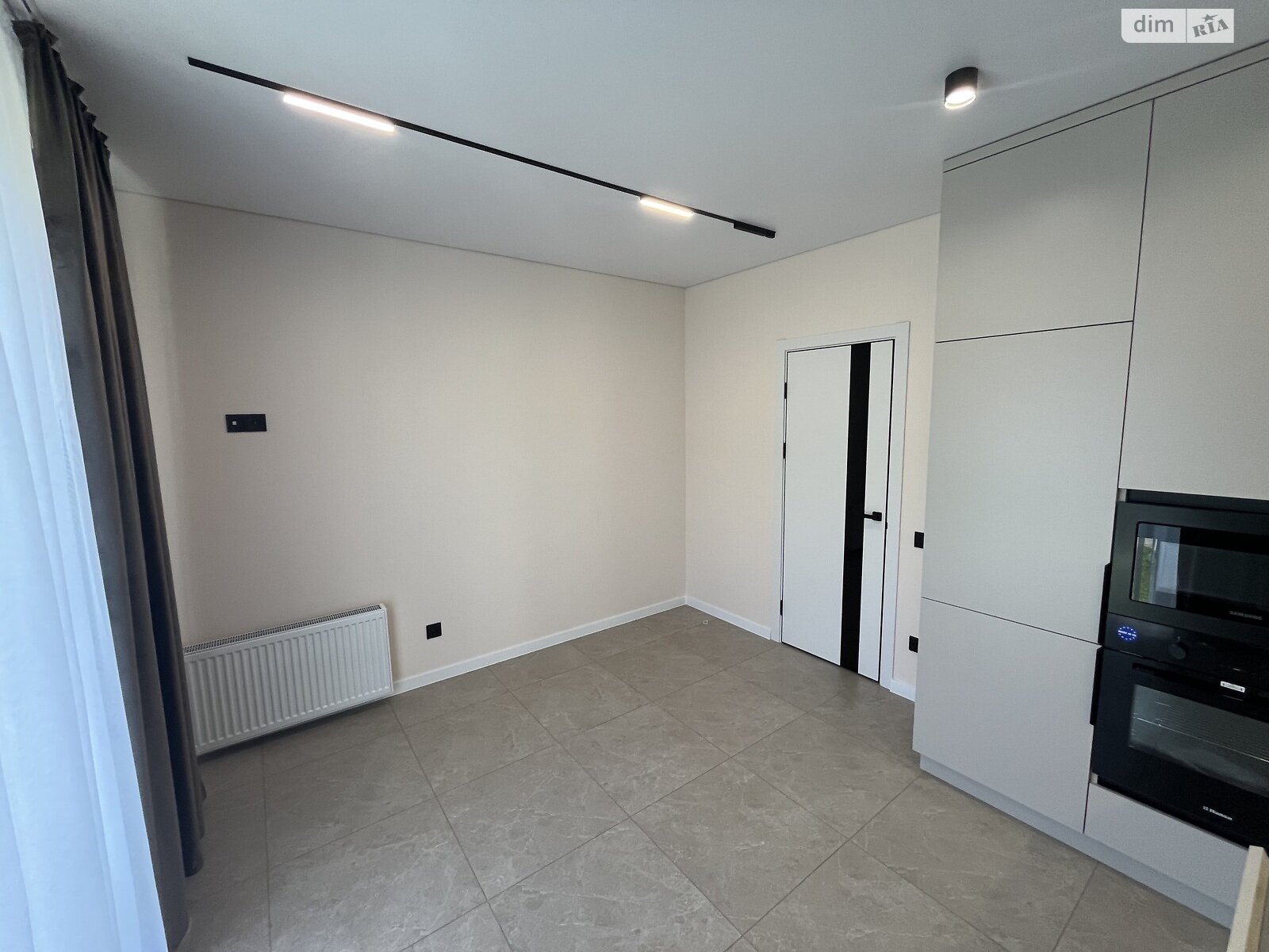 Продажа двухкомнатной квартиры в Ровно, на ул. Николая Боголюбова 1И, район Счастливое фото 1