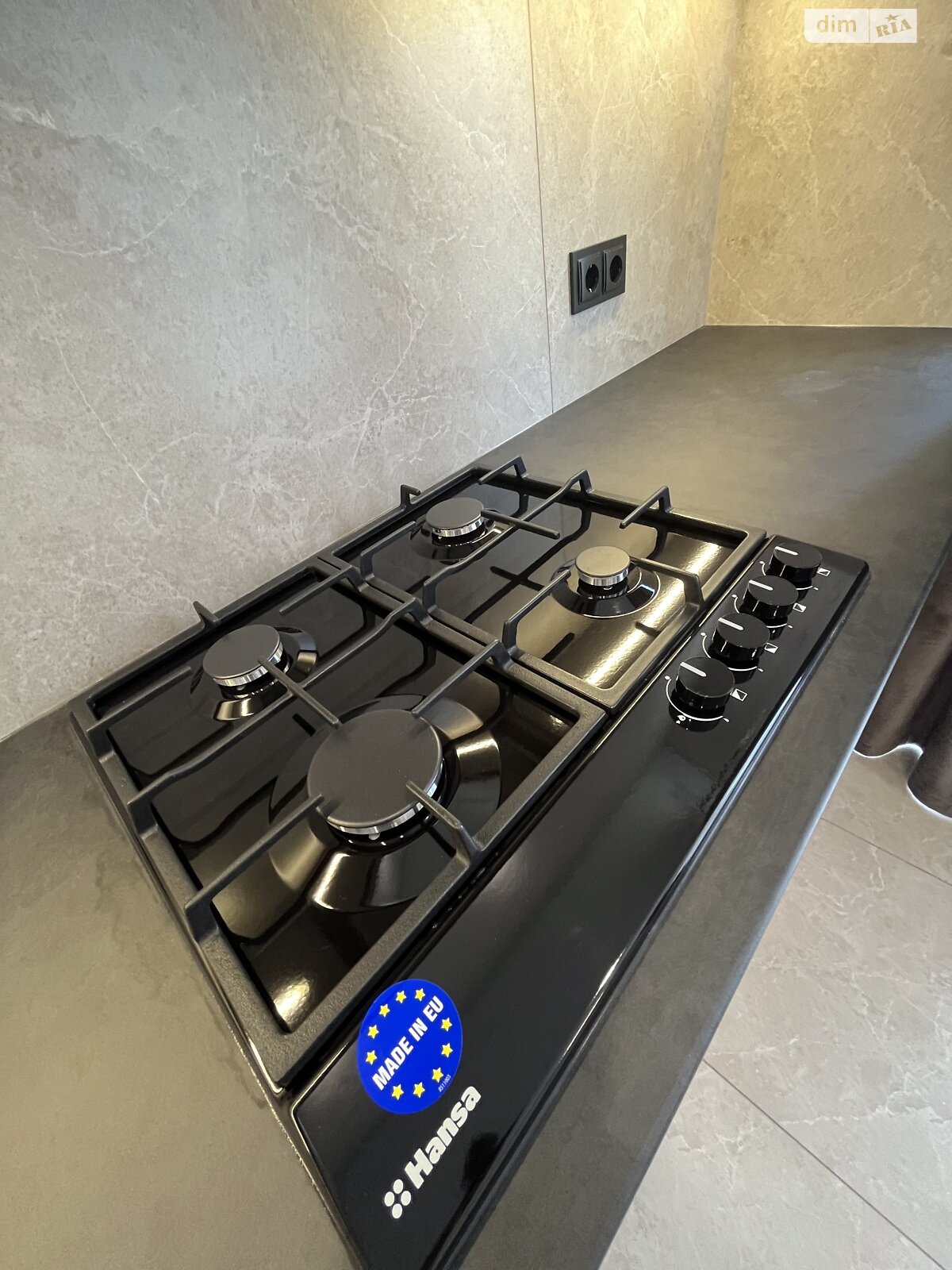 Продажа двухкомнатной квартиры в Ровно, на ул. Николая Боголюбова 1И, район Счастливое фото 1