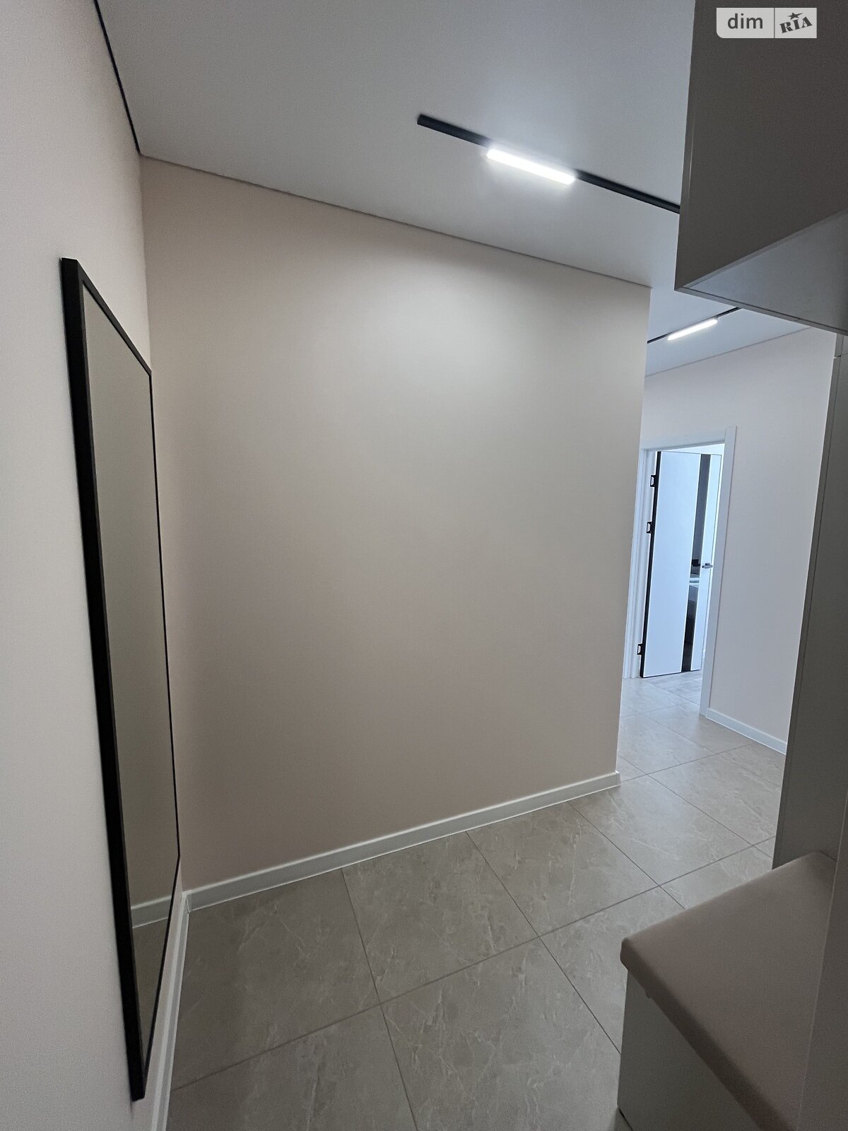 Продажа двухкомнатной квартиры в Ровно, на ул. Николая Боголюбова 1И, район Счастливое фото 1