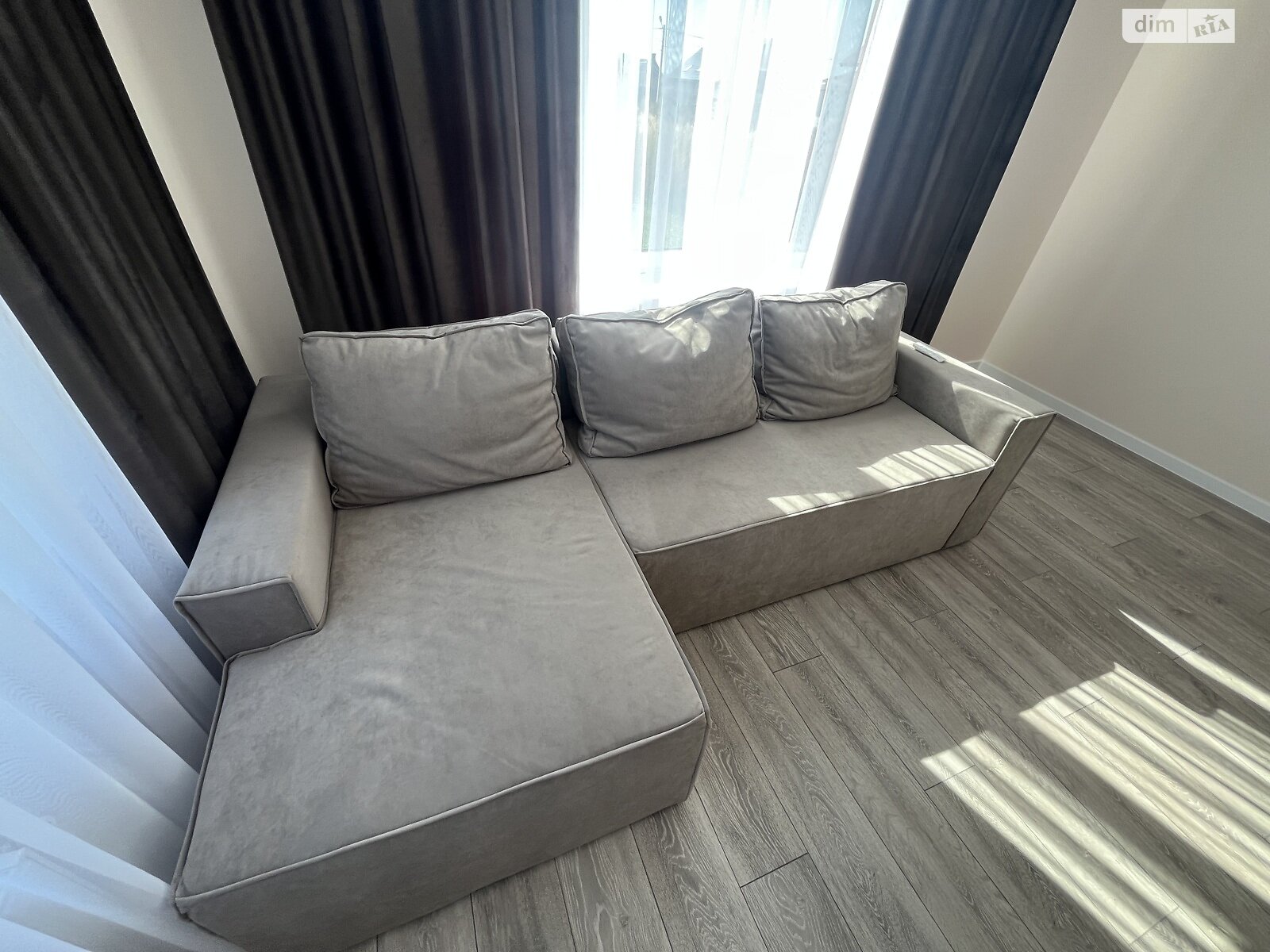 Продажа двухкомнатной квартиры в Ровно, на ул. Николая Боголюбова 1И, район Счастливое фото 1