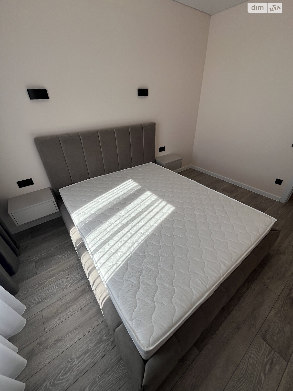 Продажа двухкомнатной квартиры в Ровно, на ул. Николая Боголюбова 1И, район Счастливое фото 1